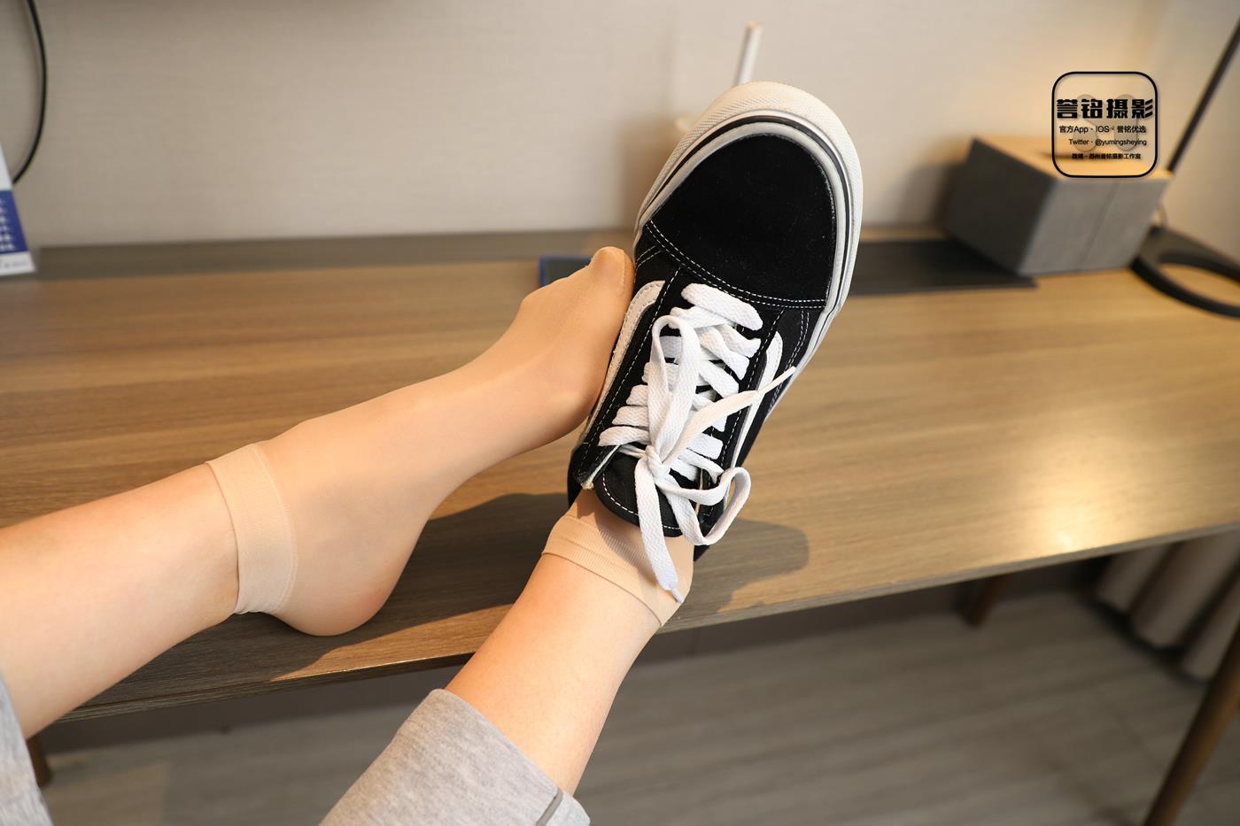 图片[32]-[誉铭传媒]袜足摄影 2023年《微信客户群第二套作品》[90P] – 速更版-美库