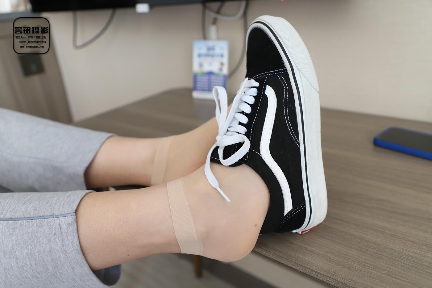 图片[37]-[誉铭传媒]袜足摄影 2023年《微信客户群第二套作品》[90P] – 速更版-美库