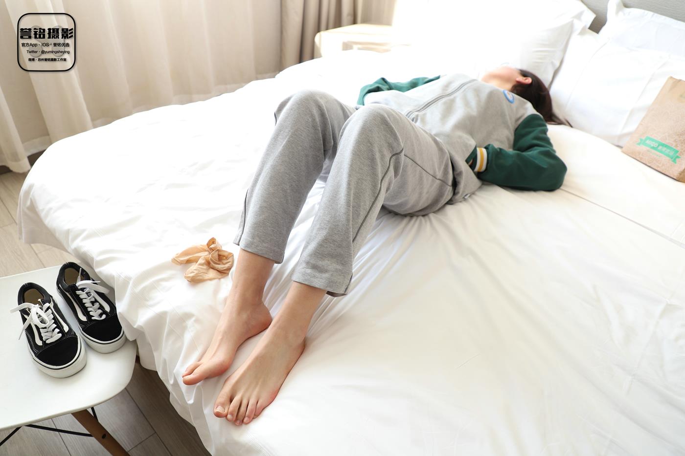 图片[78]-[誉铭传媒]袜足摄影 2023年《微信客户群第二套作品》[90P] – 速更版-美库