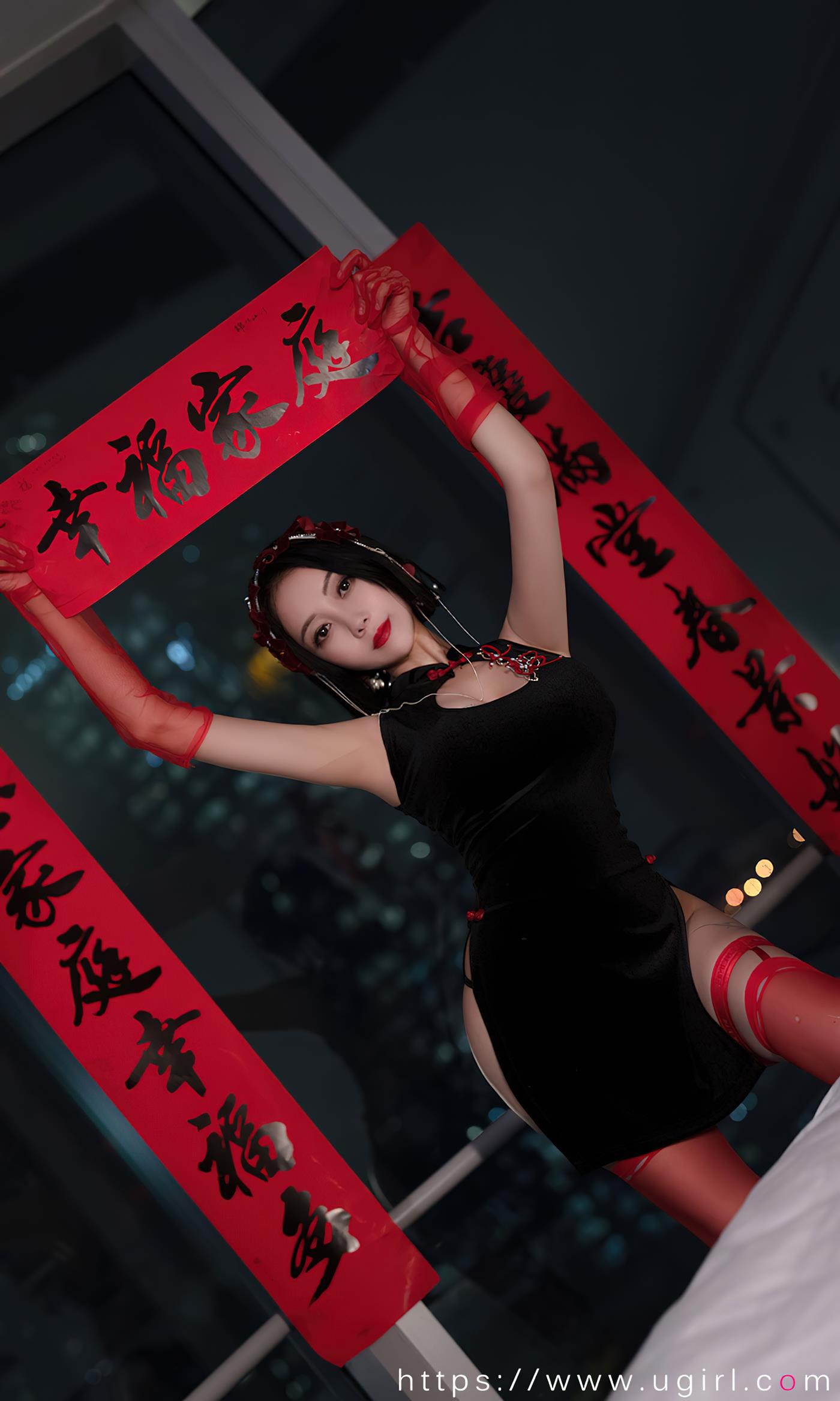 图片[34]-[爱尤物]2023 NO.2500 果儿Victoria 惹火除夕[33P] – 速更版-美库