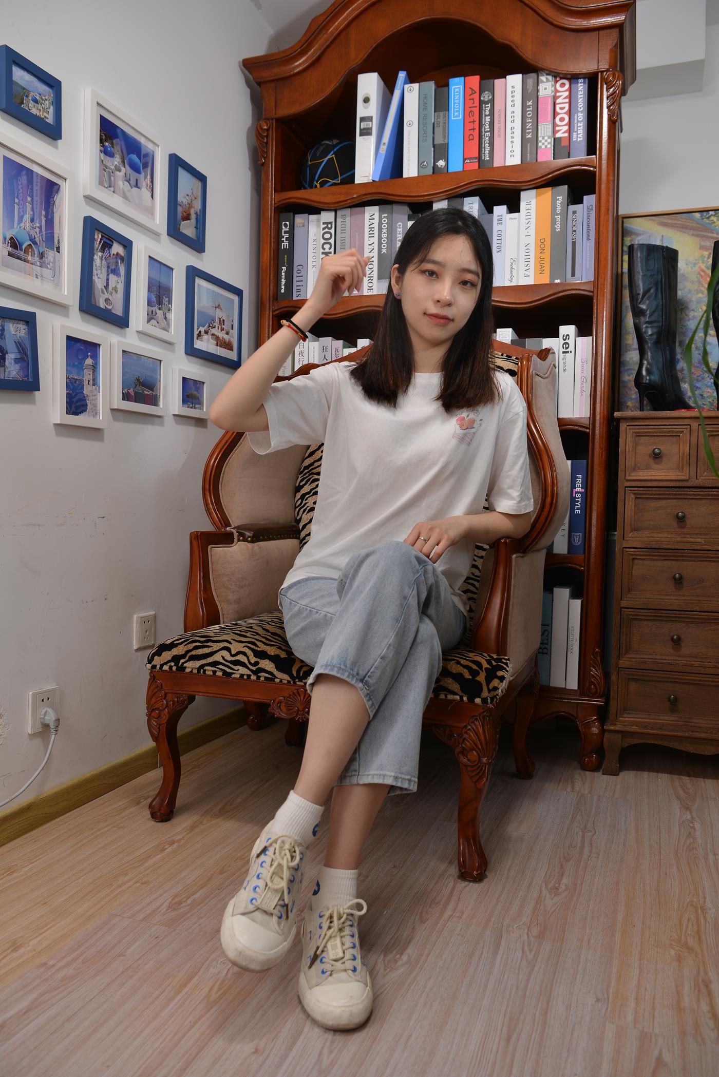 图片[16]-[Sexy Asian Girls Feet] No.017 美女YIYI姓感的40码大脚丫 [122P] – 速更版-美库