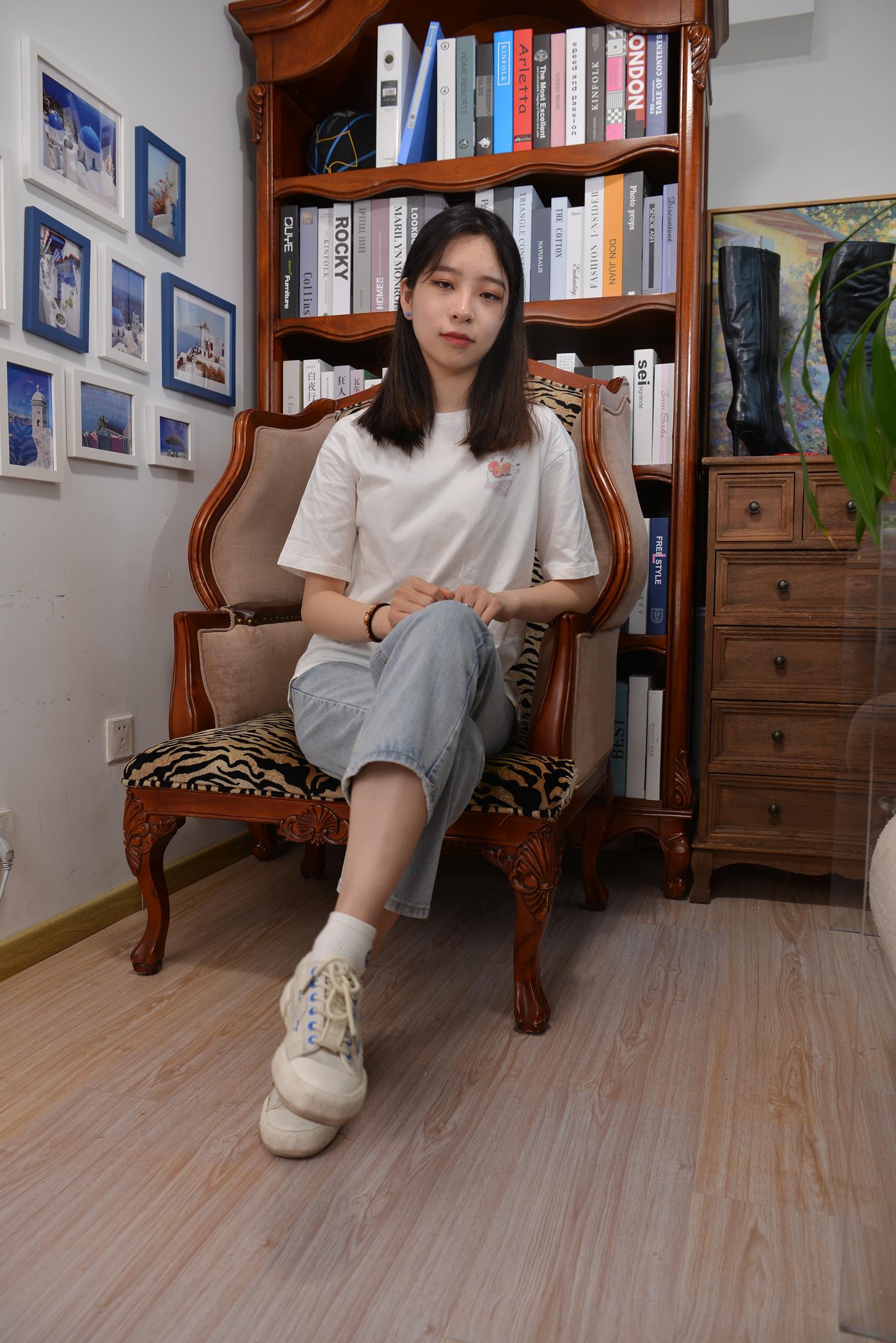 图片[20]-[Sexy Asian Girls Feet] No.017 美女YIYI姓感的40码大脚丫 [122P] – 速更版-美库