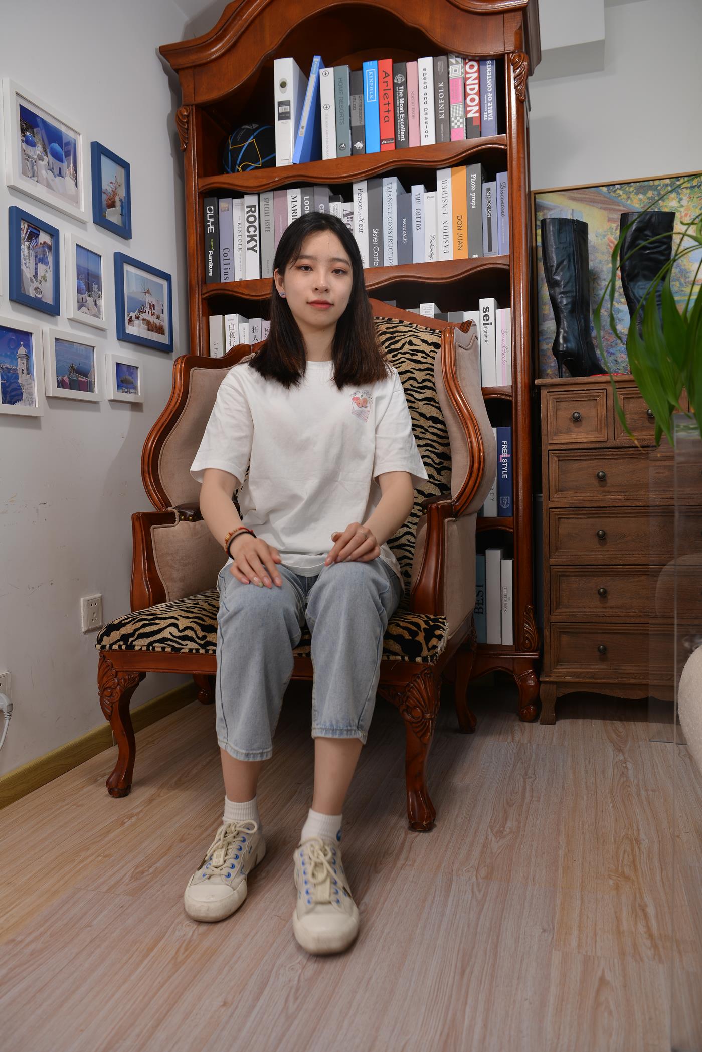 图片[29]-[Sexy Asian Girls Feet] No.017 美女YIYI姓感的40码大脚丫 [122P] – 速更版-美库