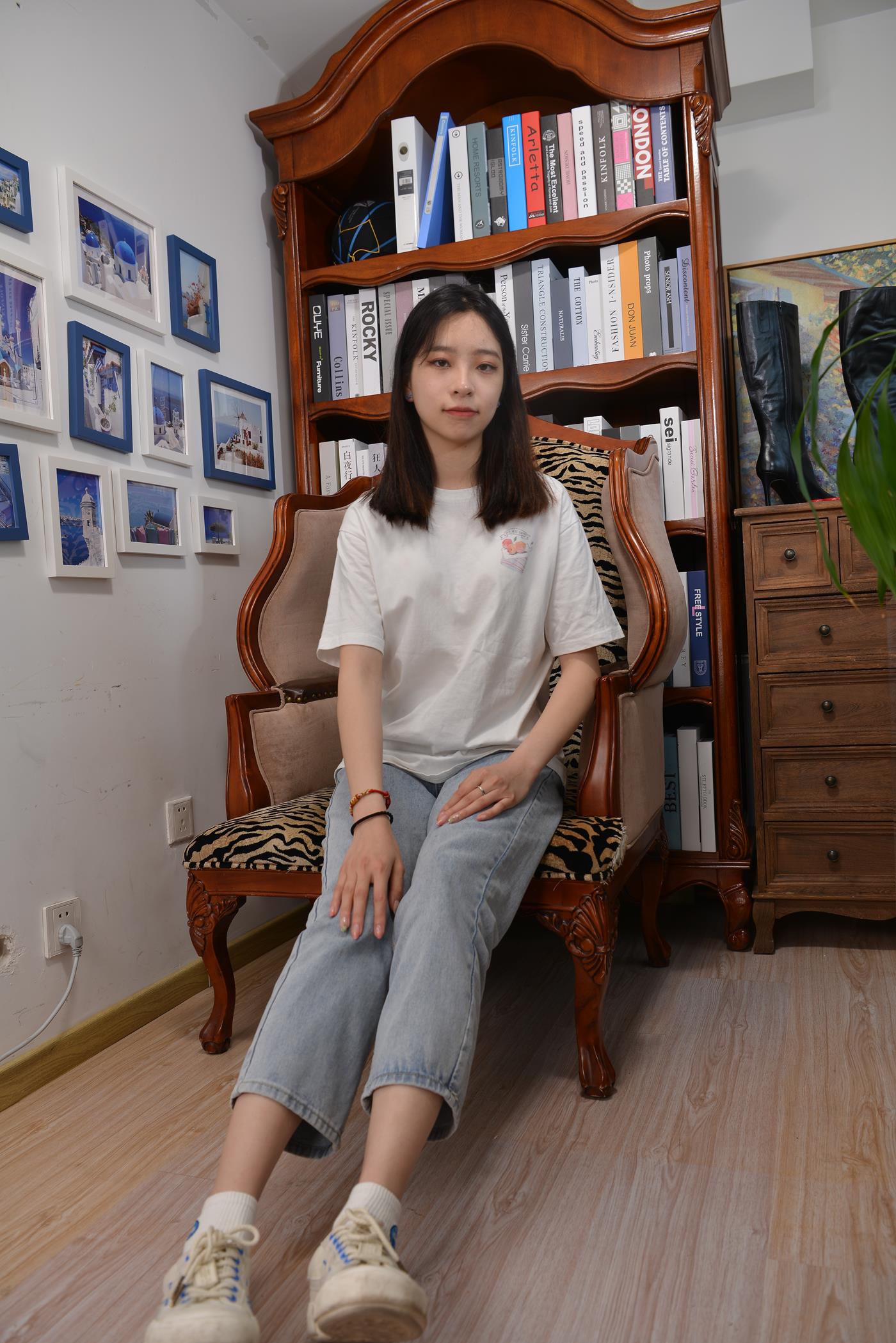 图片[39]-[Sexy Asian Girls Feet] No.017 美女YIYI姓感的40码大脚丫 [122P] – 速更版-美库