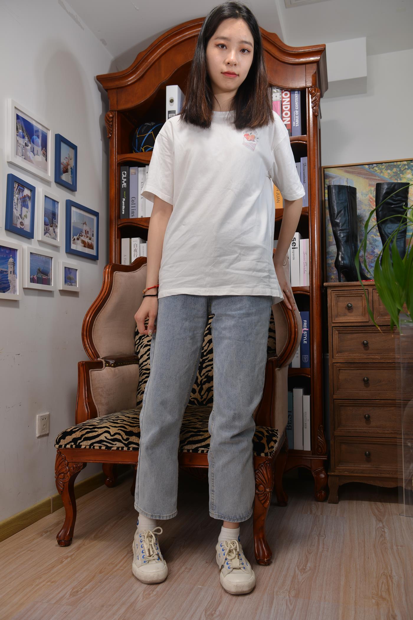 图片[50]-[Sexy Asian Girls Feet] No.017 美女YIYI姓感的40码大脚丫 [122P] – 速更版-美库