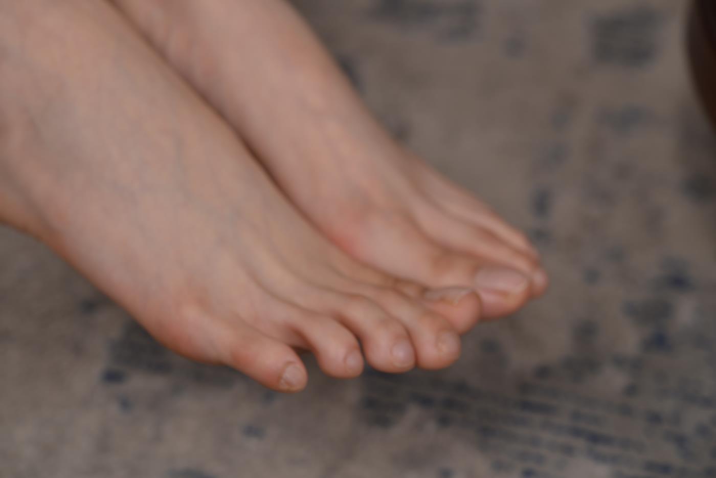 图片[10]-[Sexy Asian Girls Feet] No.018 美女YIYI姓感的40码大脚丫 [130P] – 速更版-美库