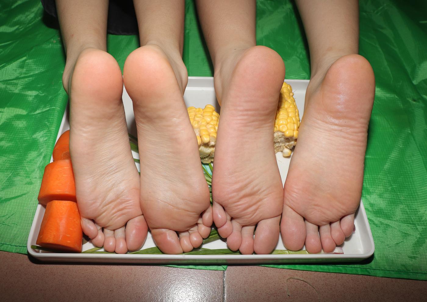 图片[40]-[Pary学生模拍] No.035 表妹与小芳拍完美jiao拍食物去 [91P] – 速更版-美库