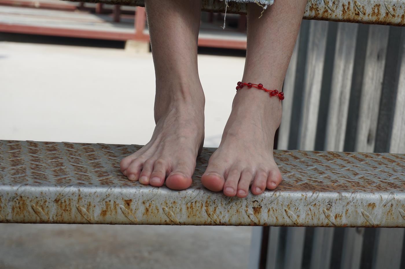 图片[24]-[Pary学生模拍] No.036 莹莹赤脚游玩创意产业园 [145P] – 速更版-美库