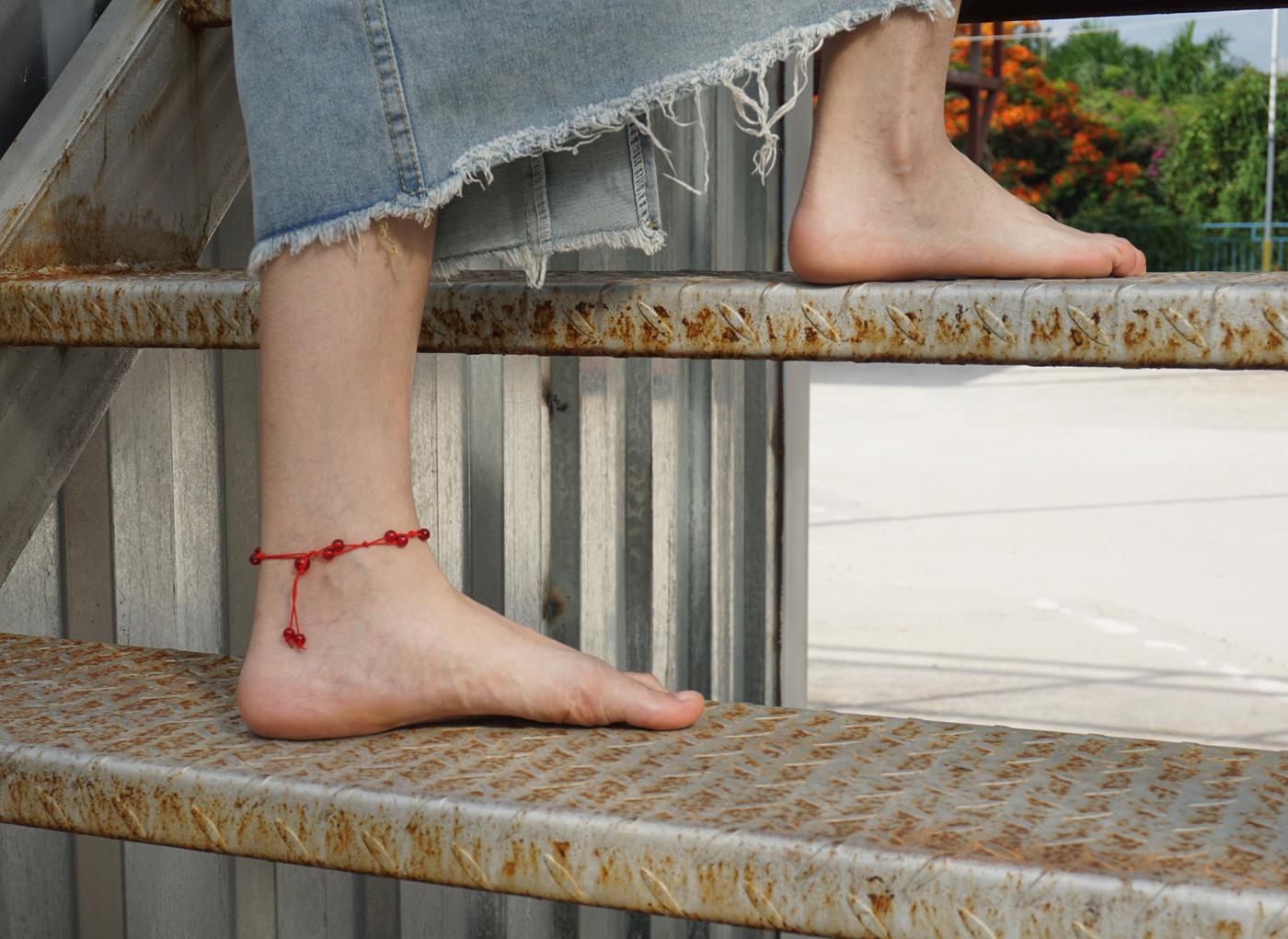 图片[25]-[Pary学生模拍] No.036 莹莹赤脚游玩创意产业园 [145P] – 速更版-美库