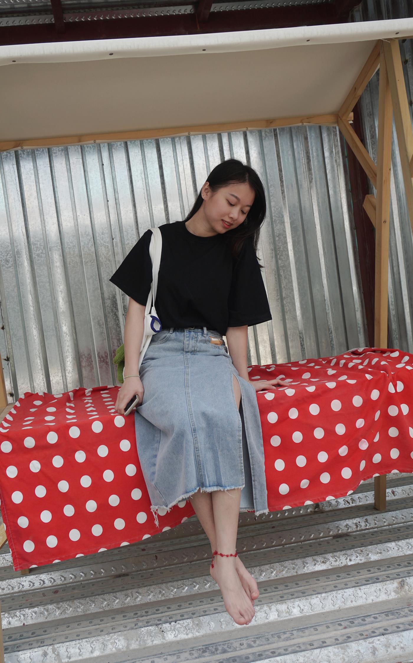 图片[30]-[Pary学生模拍] No.036 莹莹赤脚游玩创意产业园 [145P] – 速更版-美库