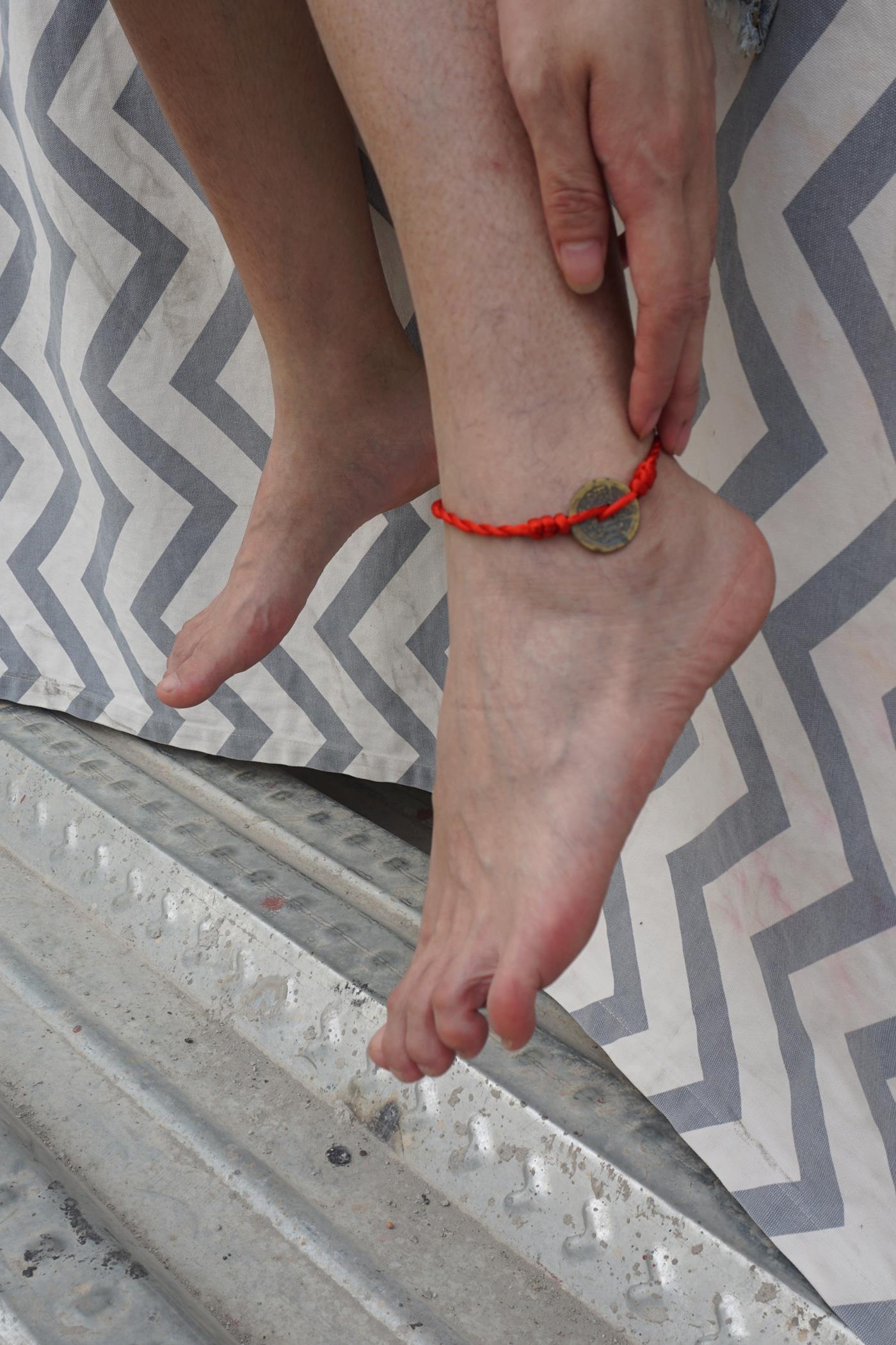 图片[35]-[Pary学生模拍] No.036 莹莹赤脚游玩创意产业园 [145P] – 速更版-美库