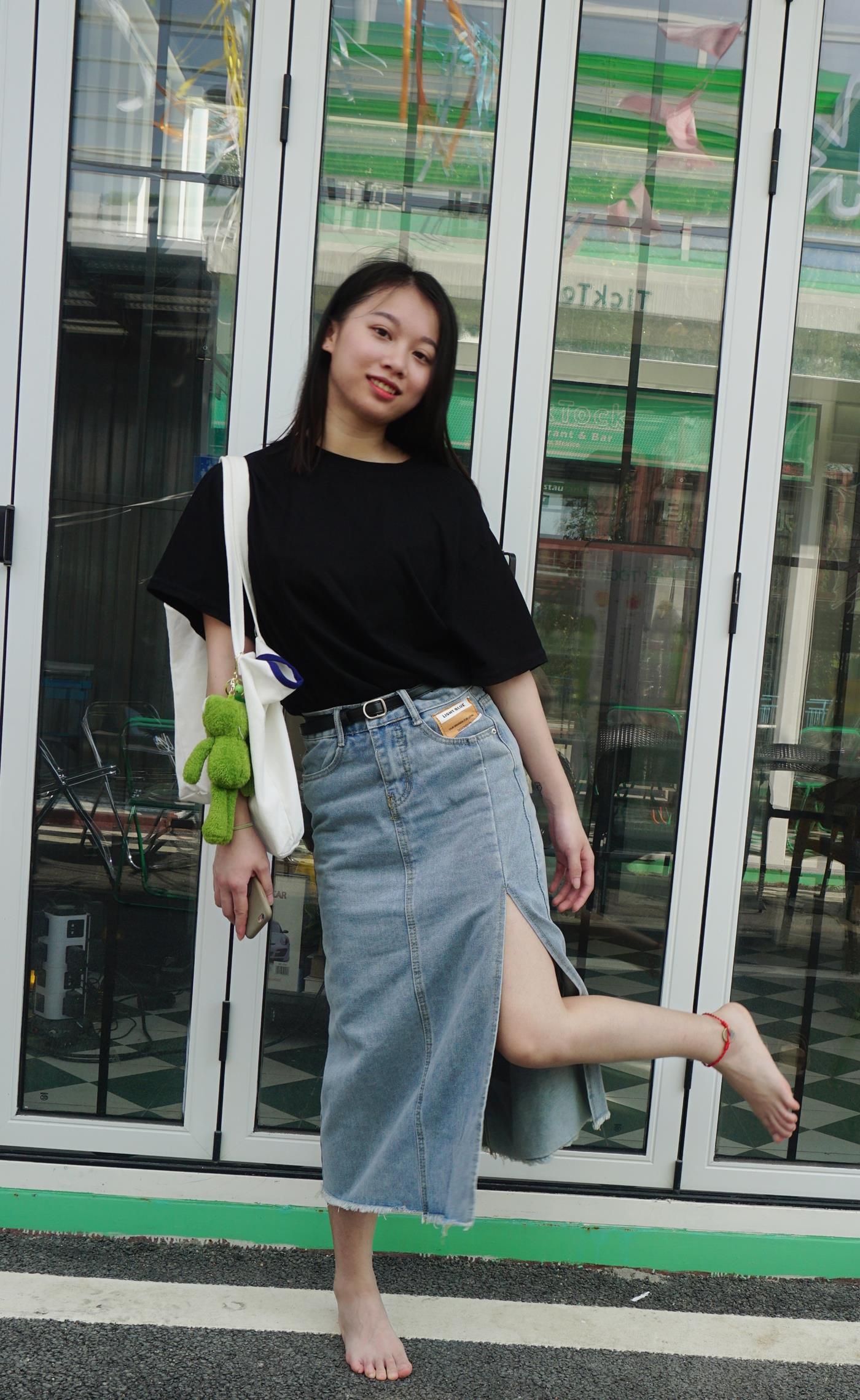 图片[46]-[Pary学生模拍] No.036 莹莹赤脚游玩创意产业园 [145P] – 速更版-美库