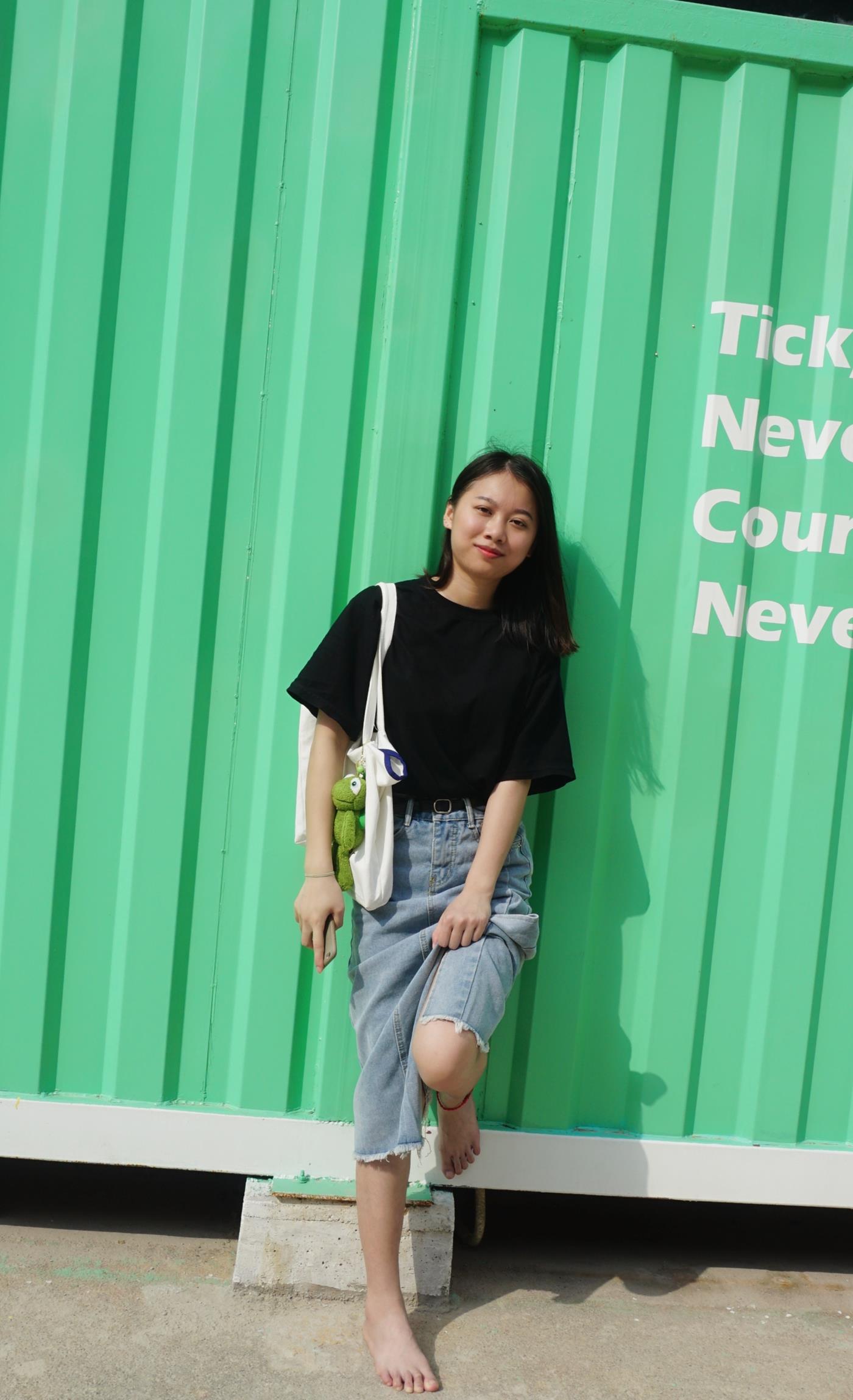 图片[52]-[Pary学生模拍] No.036 莹莹赤脚游玩创意产业园 [145P] – 速更版-美库