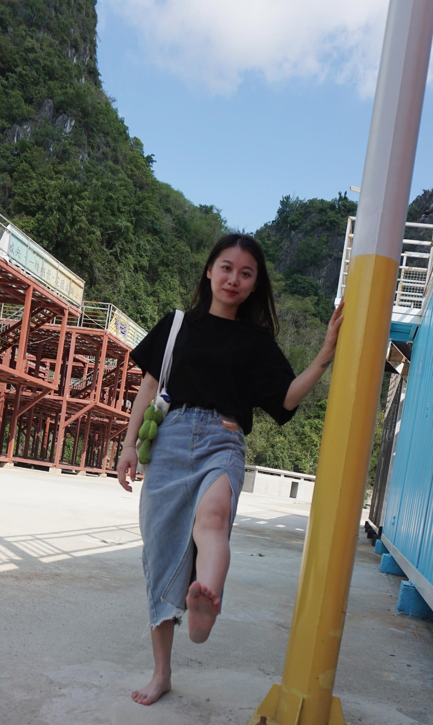 图片[85]-[Pary学生模拍] No.036 莹莹赤脚游玩创意产业园 [145P] – 速更版-美库