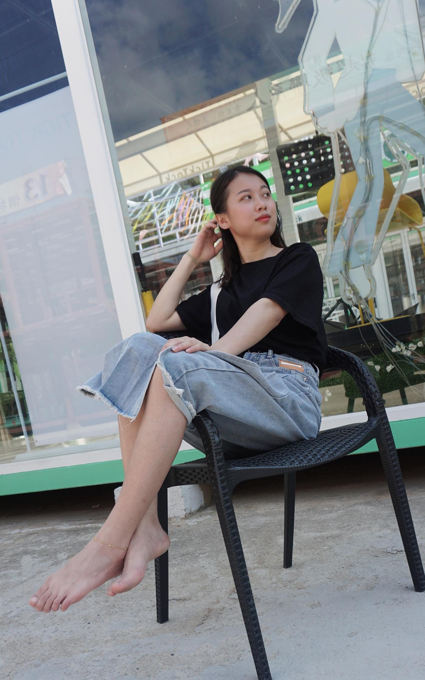 图片[86]-[Pary学生模拍] No.036 莹莹赤脚游玩创意产业园 [145P] – 速更版-美库