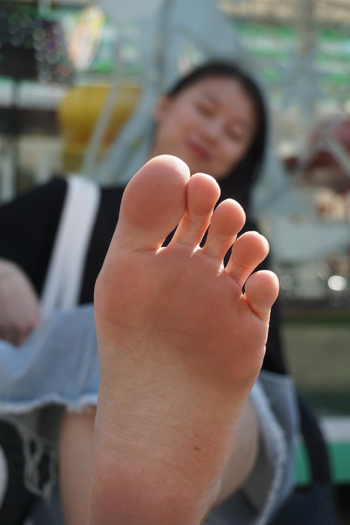 图片[93]-[Pary学生模拍] No.036 莹莹赤脚游玩创意产业园 [145P] – 速更版-美库