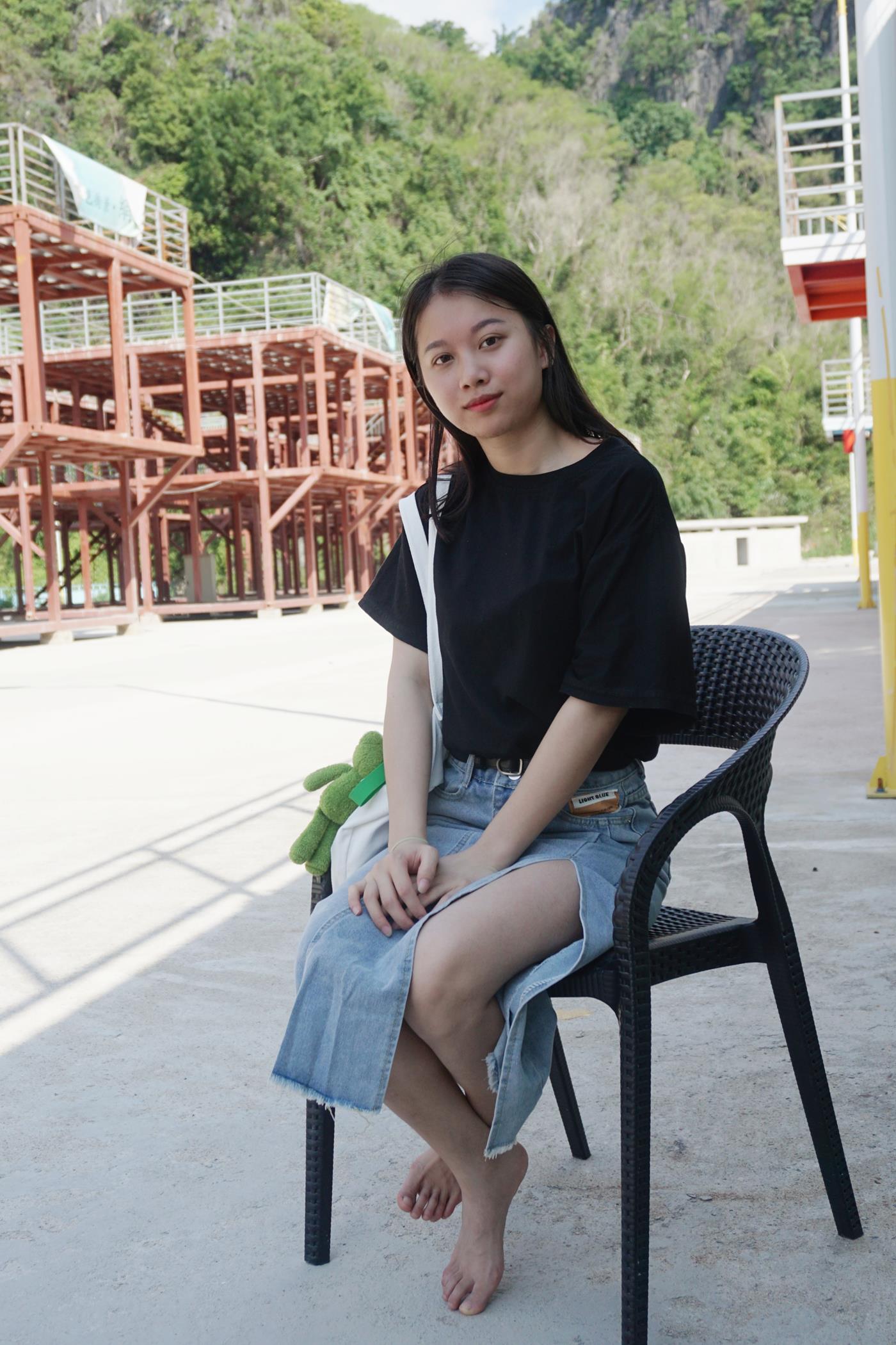 图片[96]-[Pary学生模拍] No.036 莹莹赤脚游玩创意产业园 [145P] – 速更版-美库