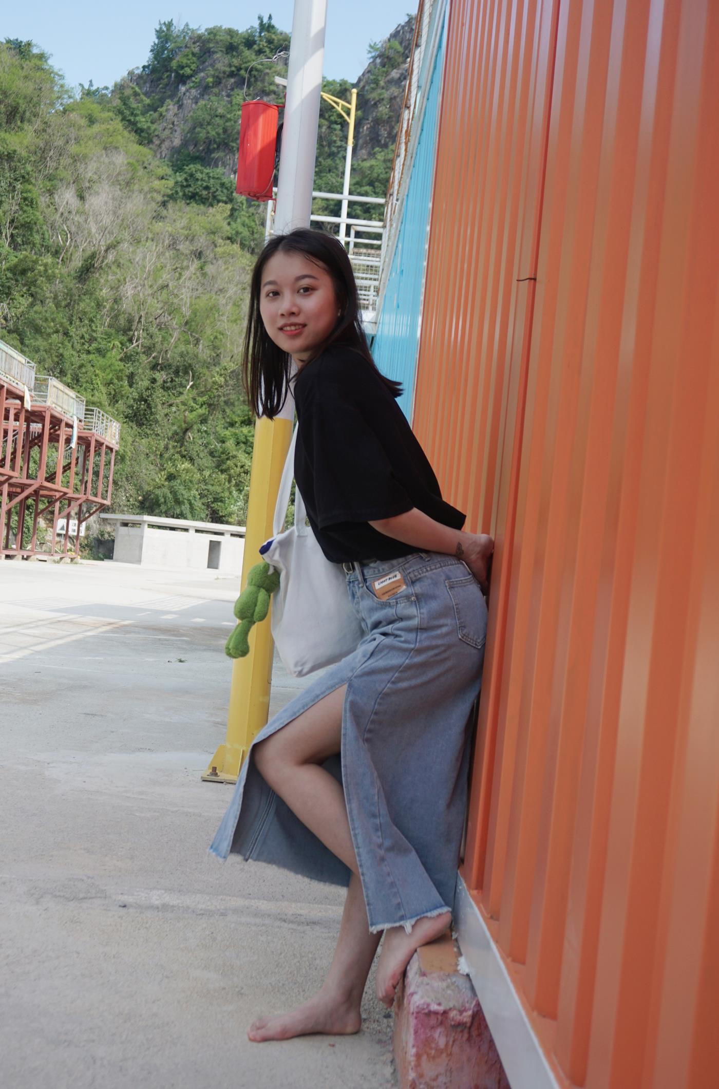 图片[124]-[Pary学生模拍] No.036 莹莹赤脚游玩创意产业园 [145P] – 速更版-美库