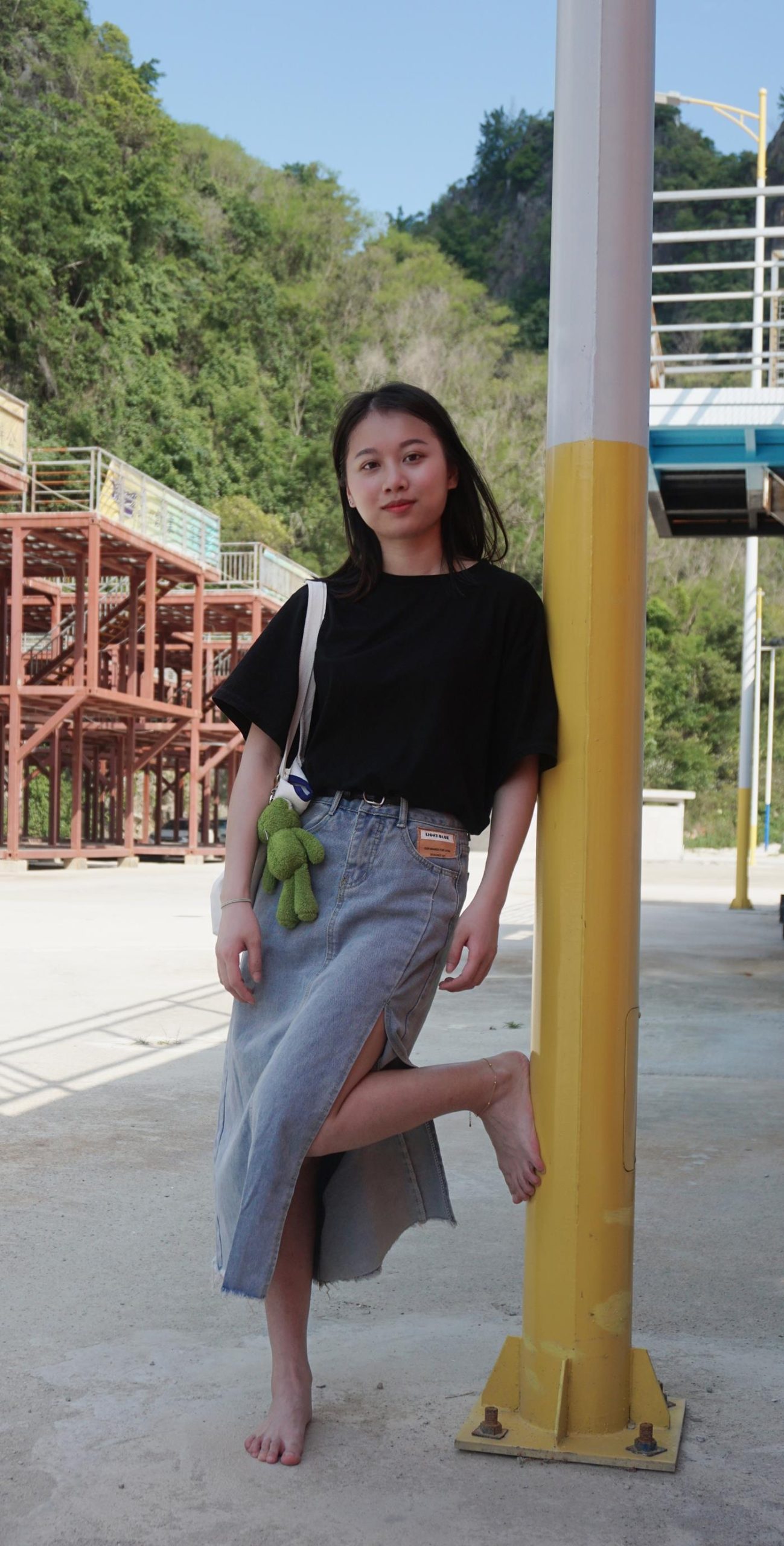 图片[133]-[Pary学生模拍] No.036 莹莹赤脚游玩创意产业园 [145P] – 速更版-美库