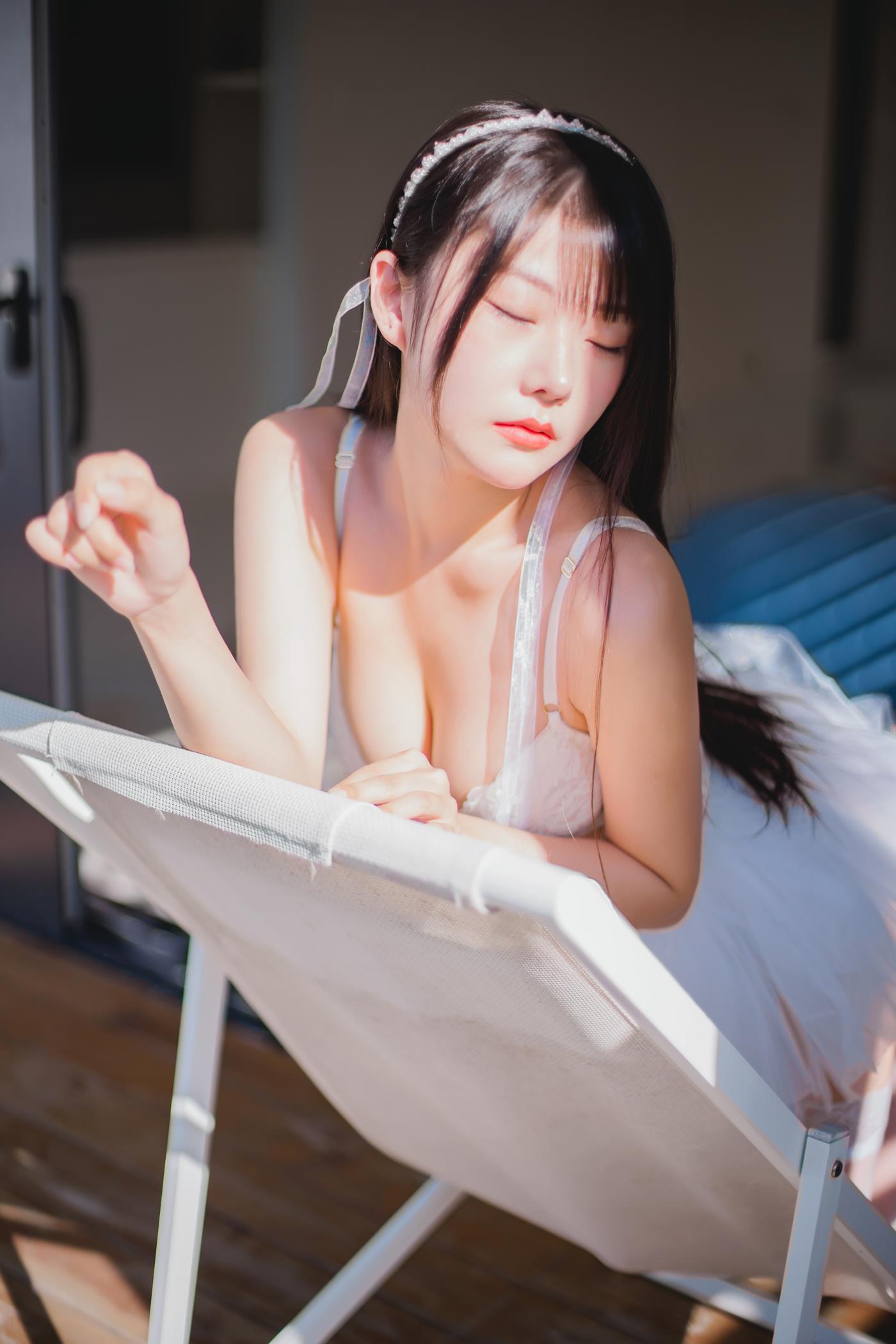 图片[23]-网紅Coser@香草喵露露  杨枝甘露 白色纱裙 [48P] – 速更版-美库