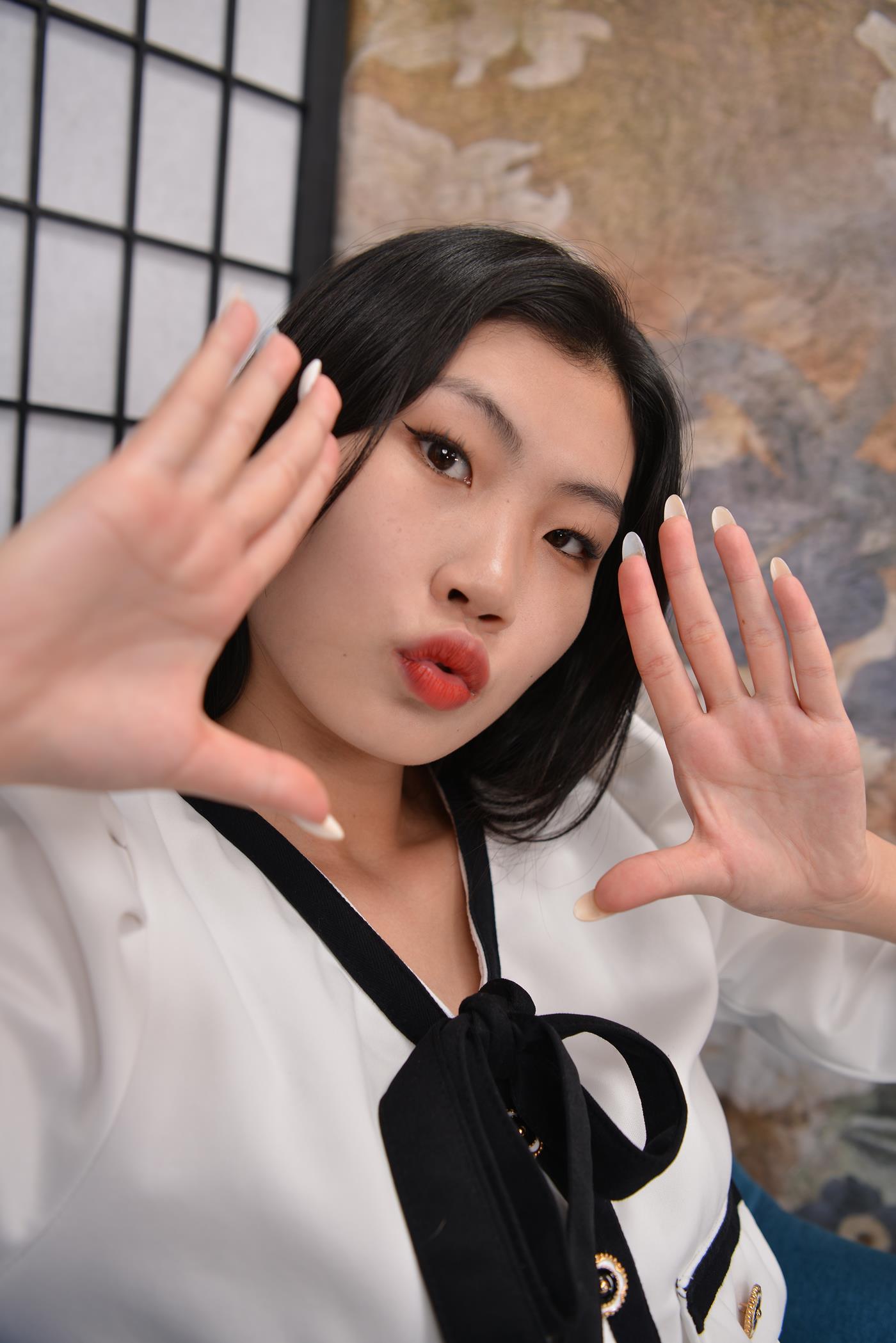 图片[21]-[Sexy Asian Girls Feet] No.022 模特苏溪的姓感的40码大脚丫 裸足图片 [181P] – 速更版-美库