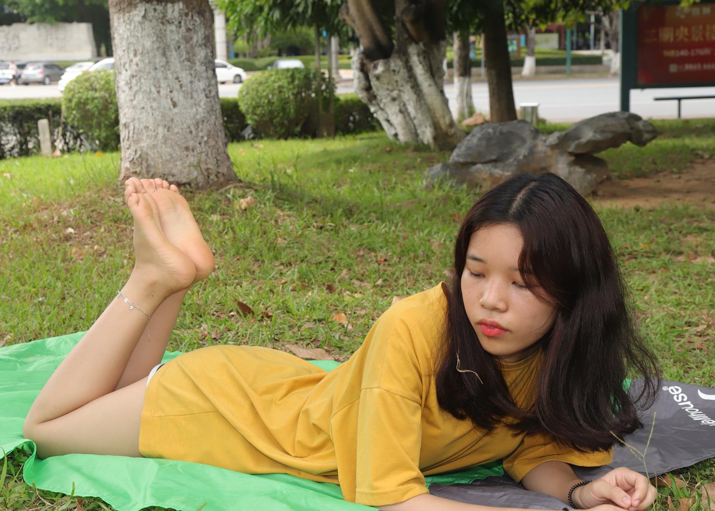 图片[82]-[Pary学生模拍] No.038 新模小宁草地上大方露出美jiao [118P] – 速更版-美库