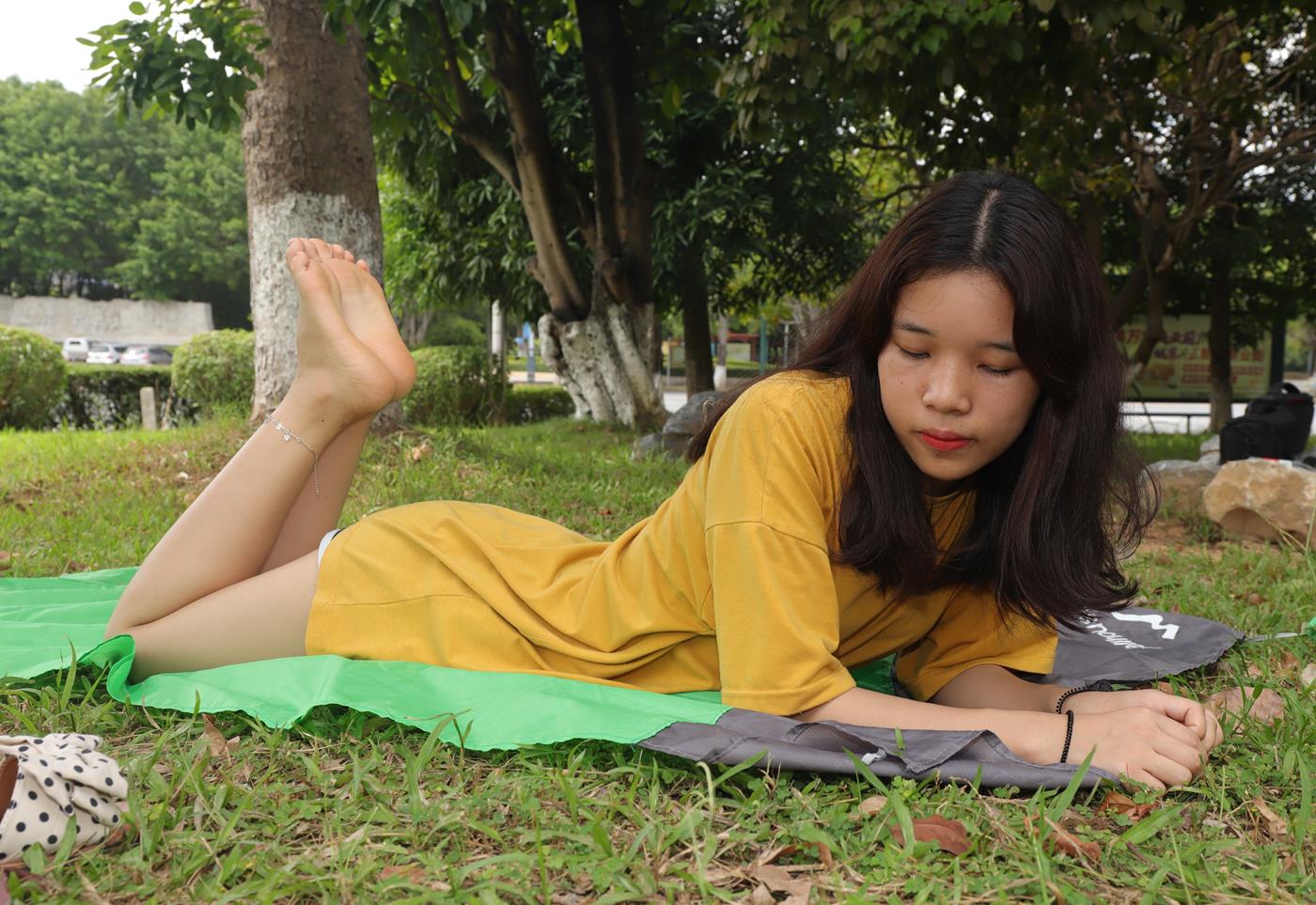 图片[85]-[Pary学生模拍] No.038 新模小宁草地上大方露出美jiao [118P] – 速更版-美库