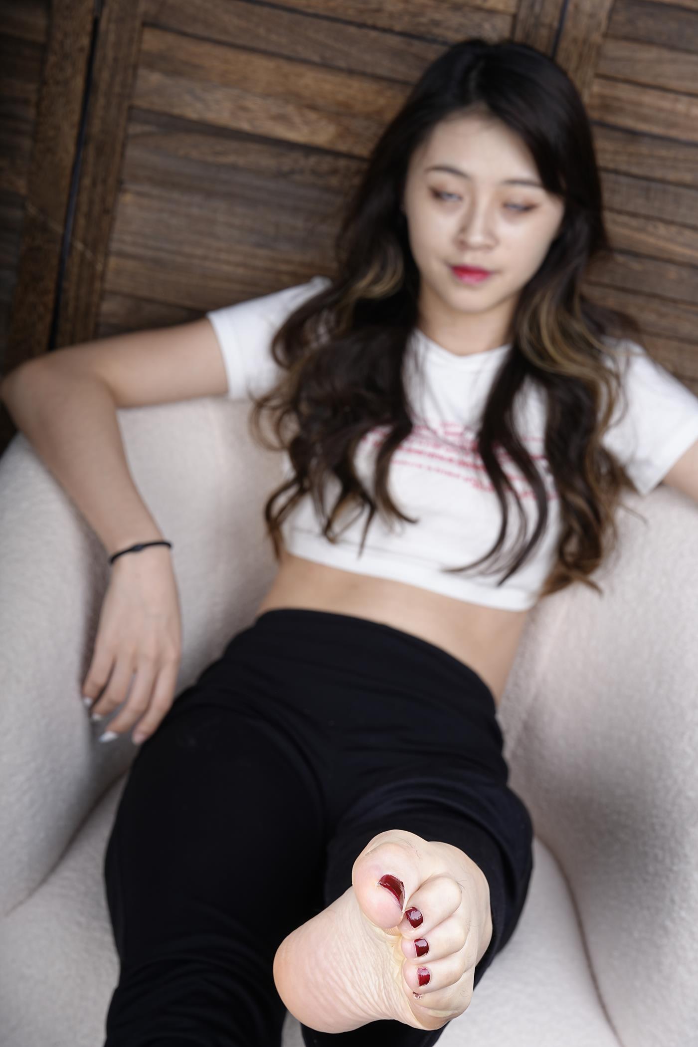 图片[121]-[Sexy Asian Girls Feet] No.021 超级女生Liyuner的姓感的大脚丫 裸足图片 [138P] – 速更版-美库