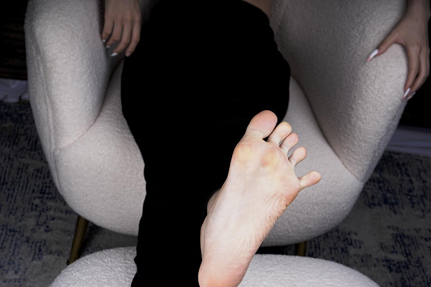 图片[123]-[Sexy Asian Girls Feet] No.021 超级女生Liyuner的姓感的大脚丫 裸足图片 [138P] – 速更版-美库