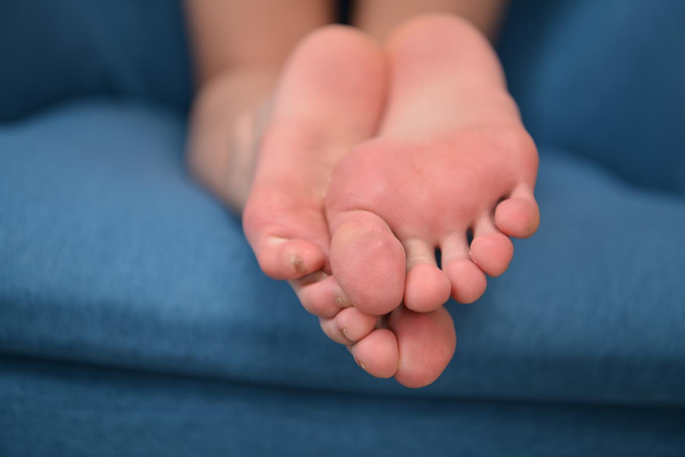 图片[137]-[Sexy Asian Girls Feet] No.022 模特苏溪的姓感的40码大脚丫 裸足图片 [181P] – 速更版-美库