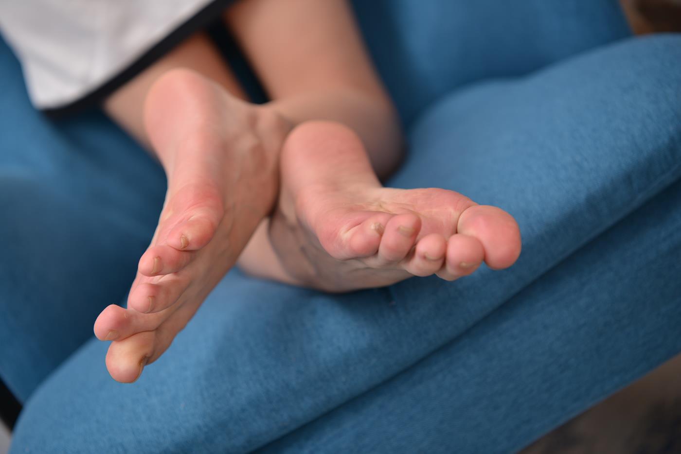 图片[143]-[Sexy Asian Girls Feet] No.022 模特苏溪的姓感的40码大脚丫 裸足图片 [181P] – 速更版-美库