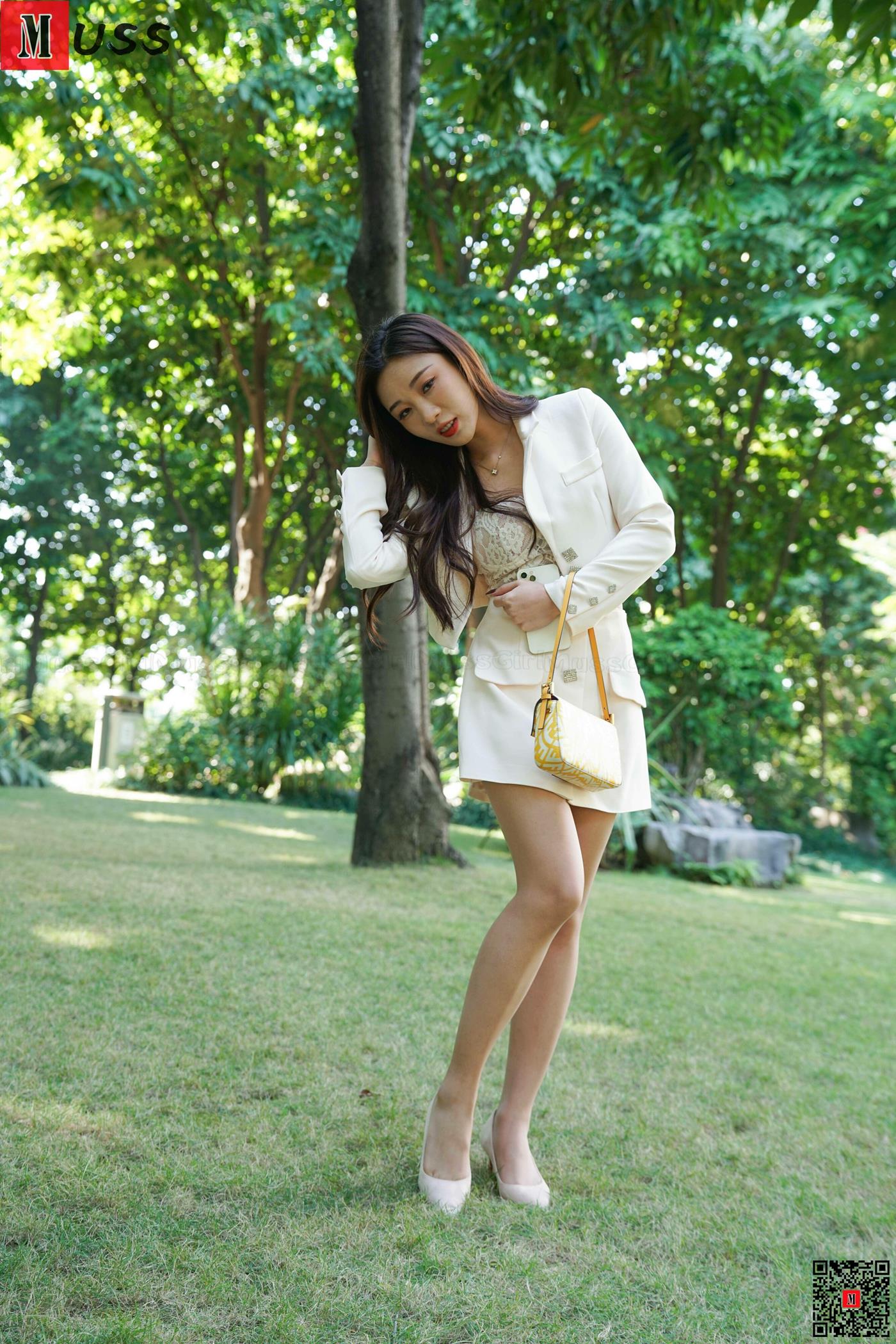 图片[12]-[MussGirl慕丝女郎]NO.412 草地上得精灵A[99P] – 速更版-美库