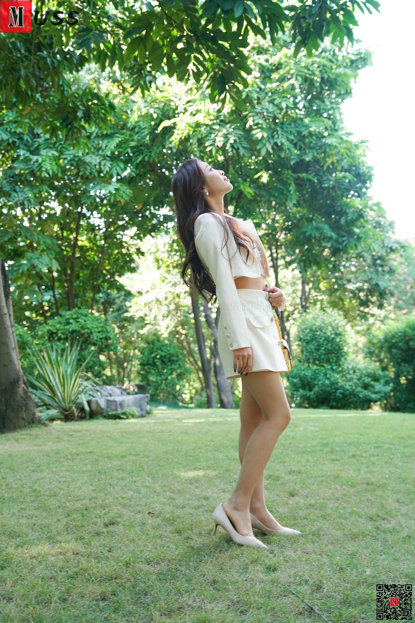 图片[17]-[MussGirl慕丝女郎]NO.412 草地上得精灵A[99P] – 速更版-美库