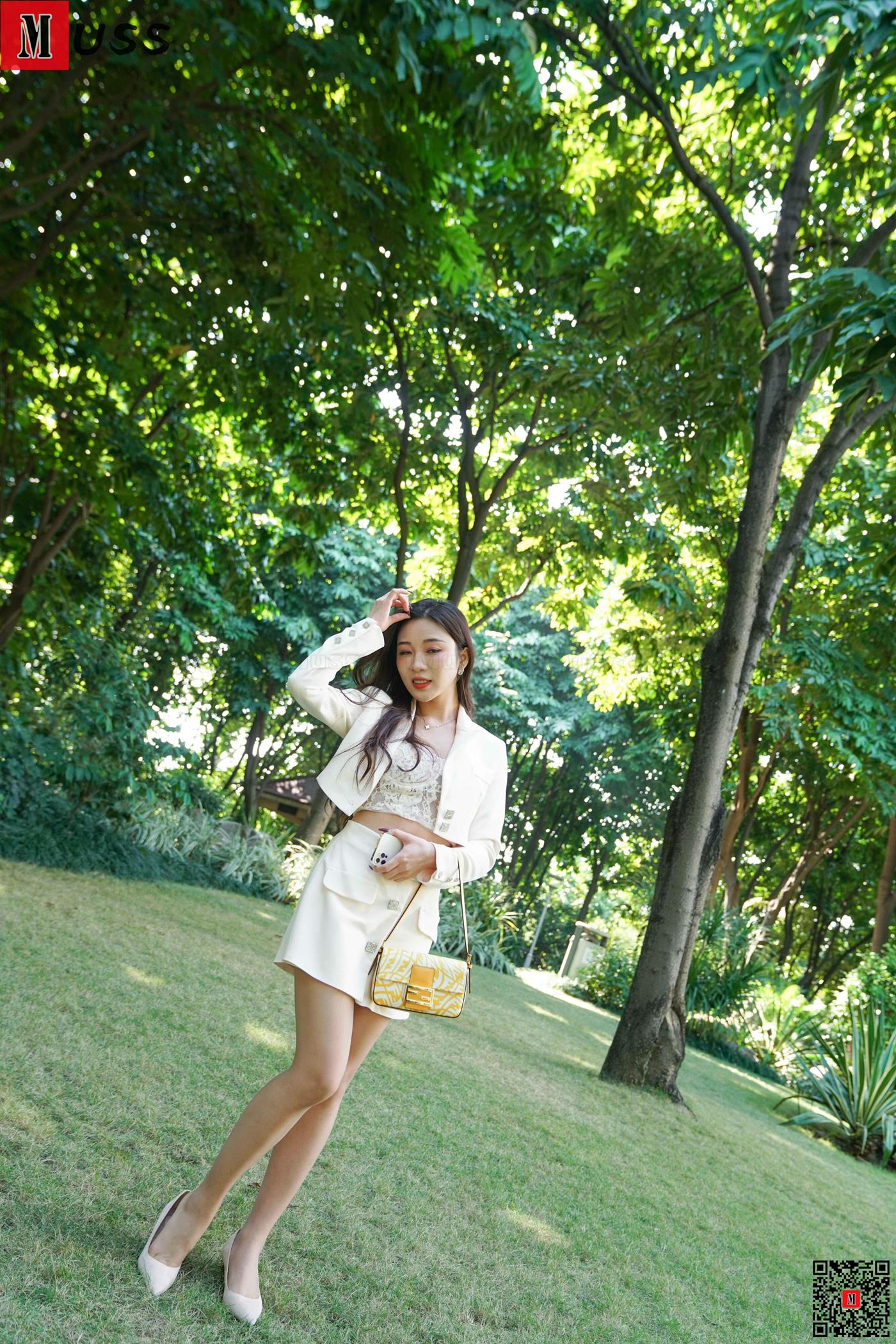 图片[22]-[MussGirl慕丝女郎]NO.412 草地上得精灵A[99P] – 速更版-美库