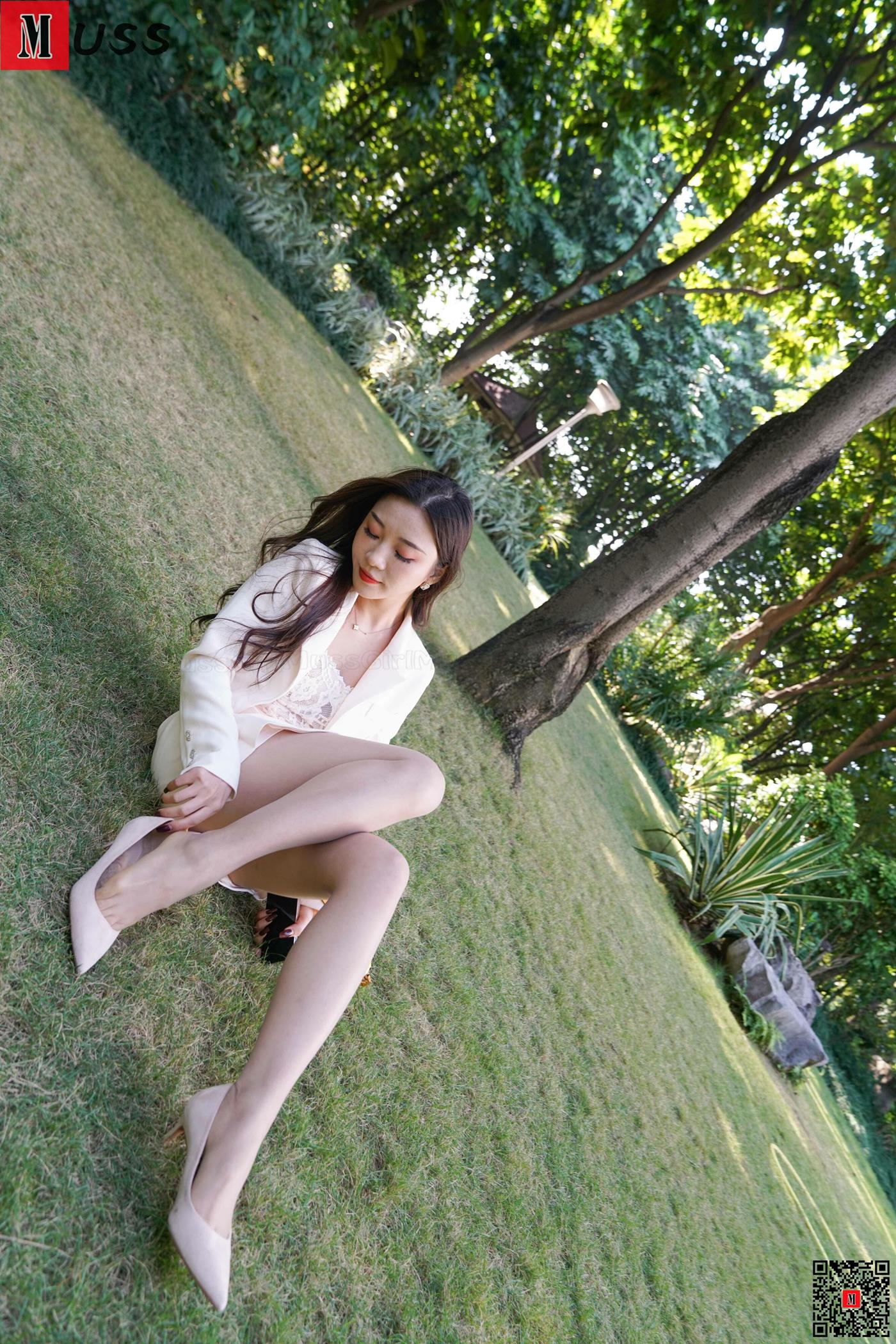 图片[40]-[MussGirl慕丝女郎]NO.412 草地上得精灵A[99P] – 速更版-美库