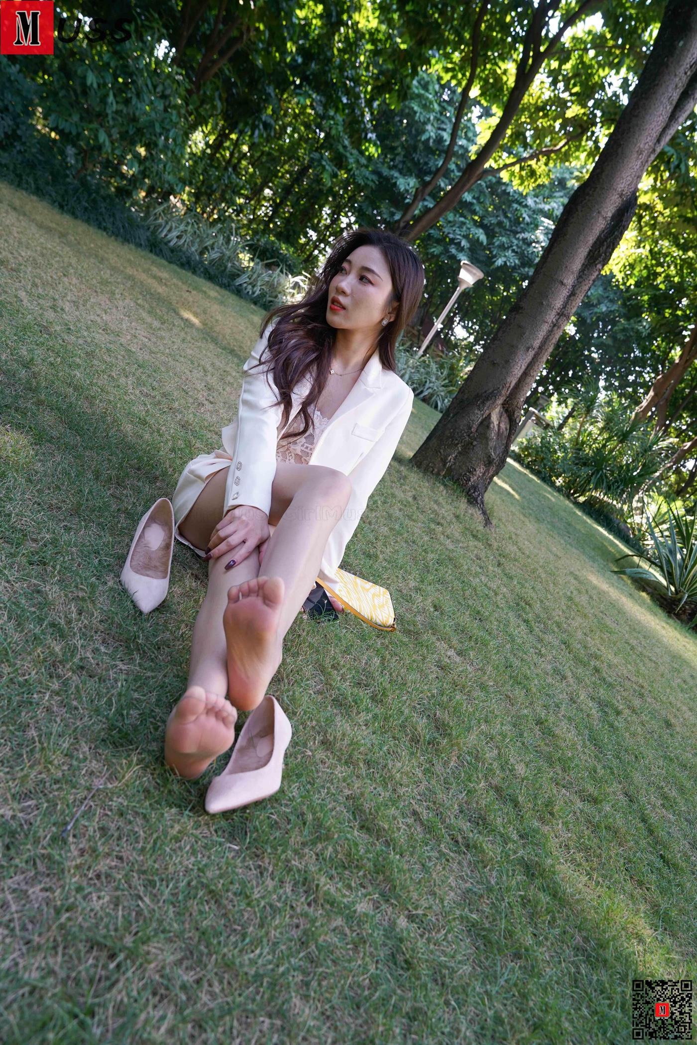 图片[72]-[MussGirl慕丝女郎]NO.412 草地上得精灵A[99P] – 速更版-美库