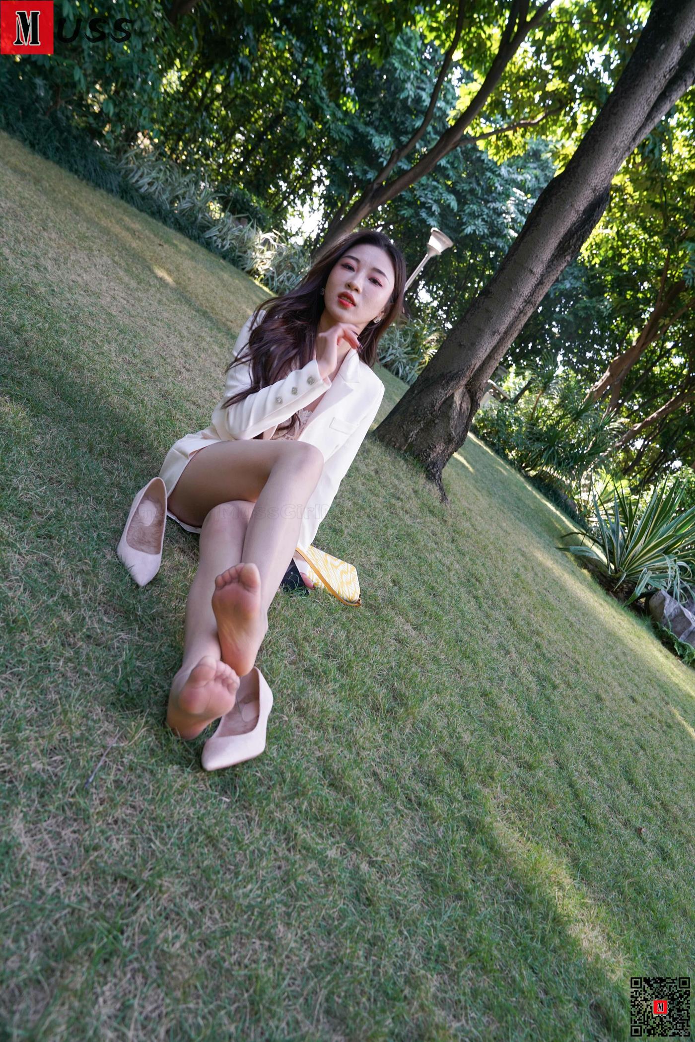 图片[76]-[MussGirl慕丝女郎]NO.412 草地上得精灵A[99P] – 速更版-美库