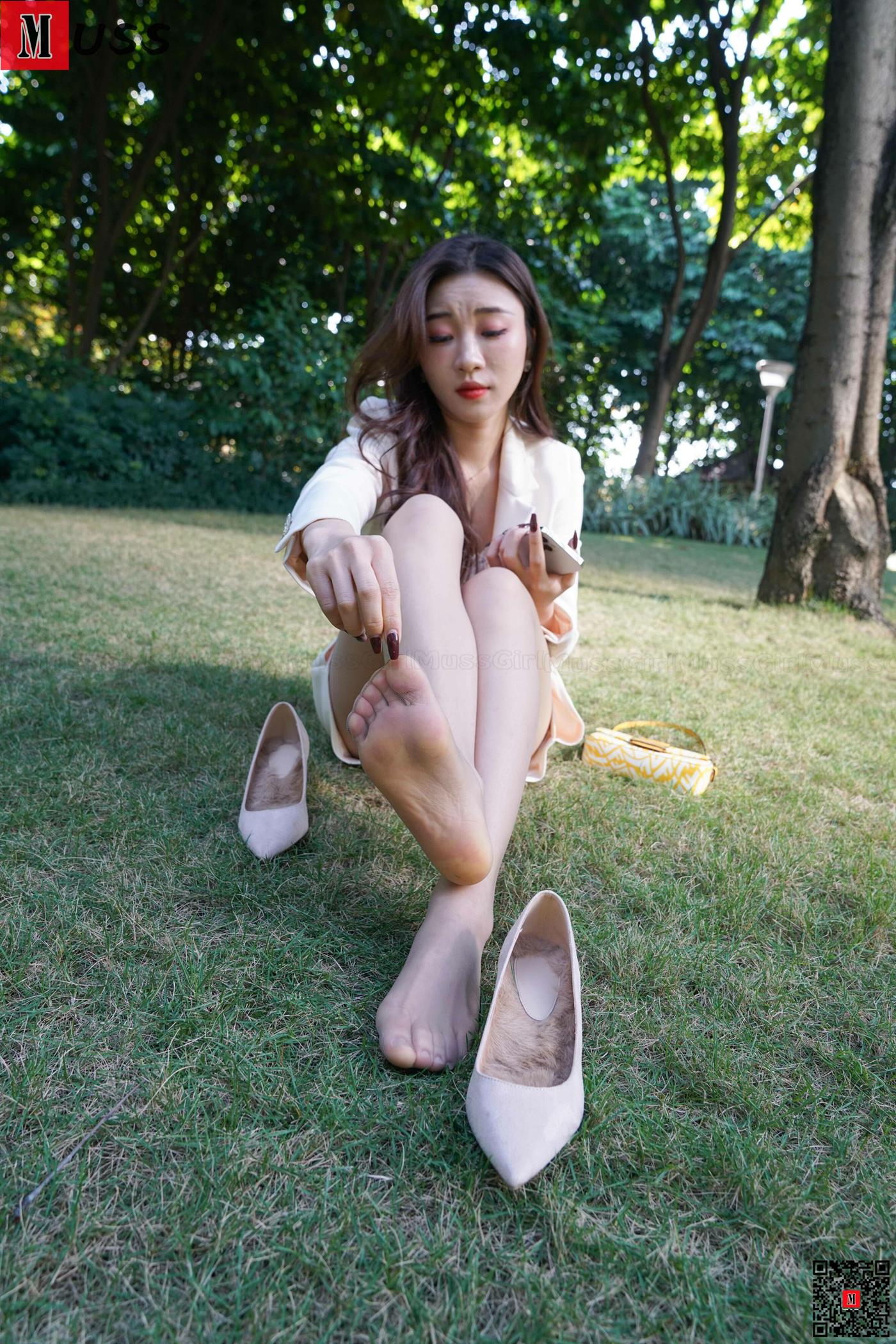 图片[96]-[MussGirl慕丝女郎]NO.412 草地上得精灵A[99P] – 速更版-美库