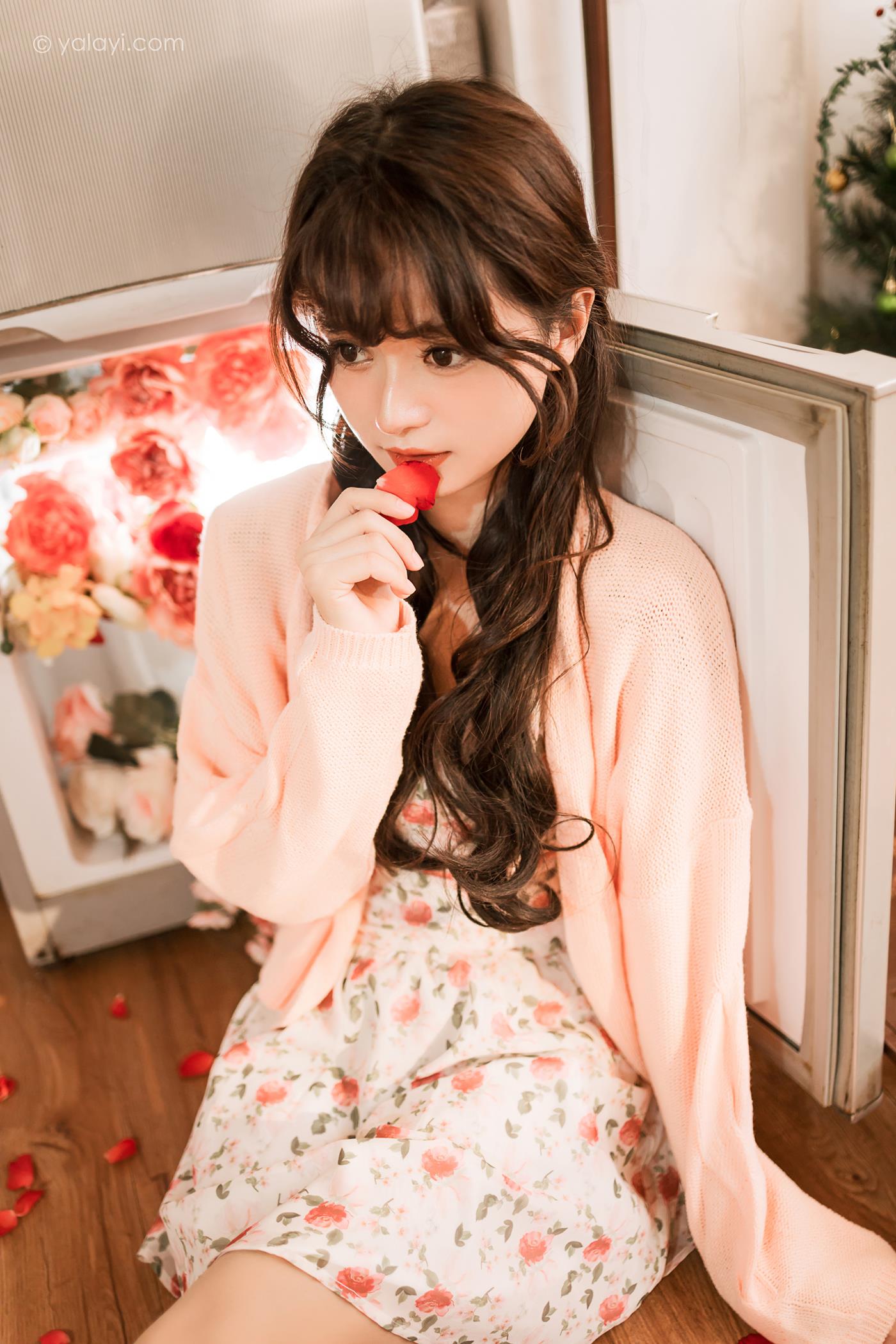 图片[12]-[YALAYI雅拉伊]2022.12.30 NO.998 第一眼就喜欢上你 小亭[45+1P] – 速更版-美库