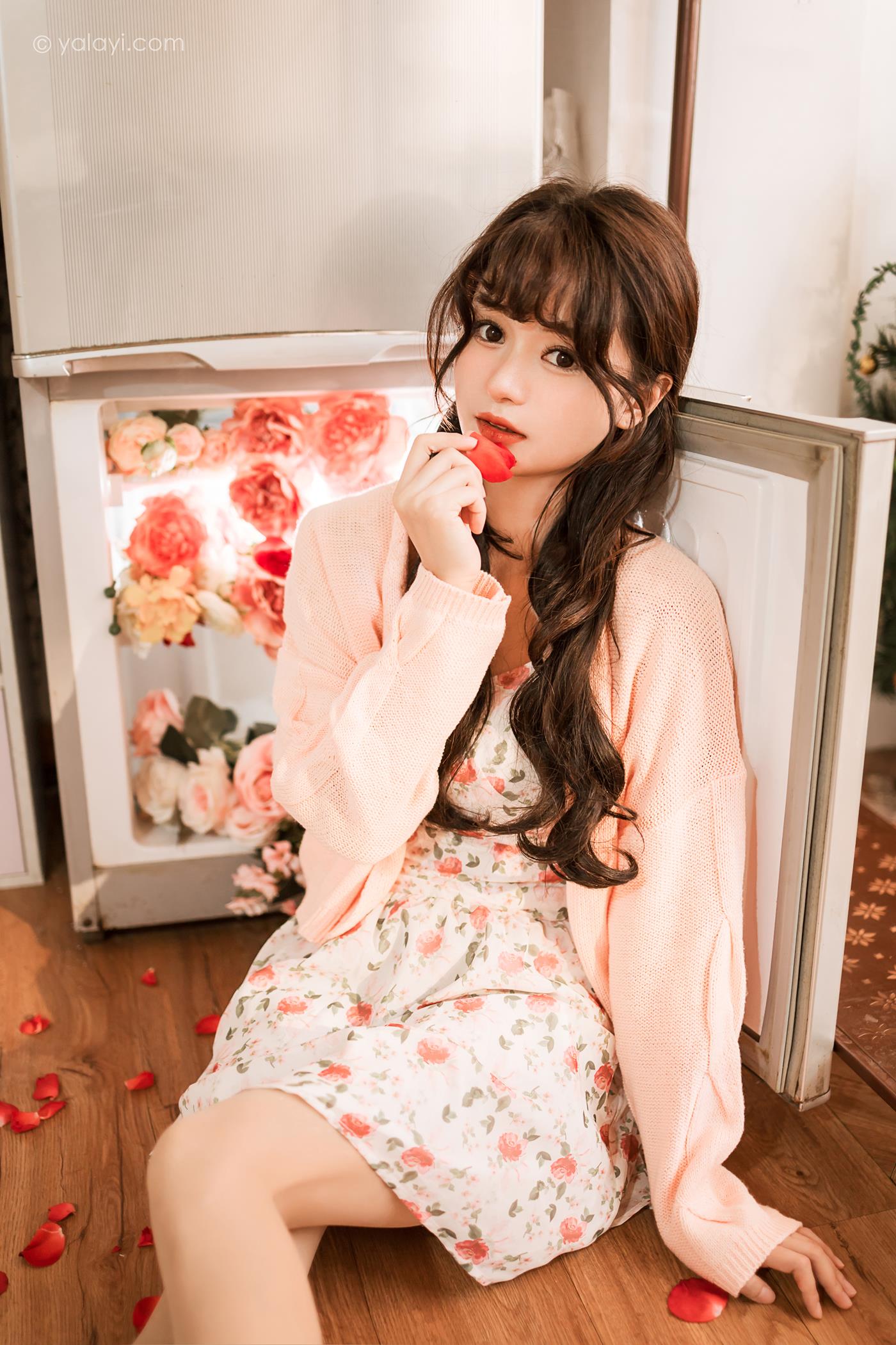 图片[14]-[YALAYI雅拉伊]2022.12.30 NO.998 第一眼就喜欢上你 小亭[45+1P] – 速更版-美库