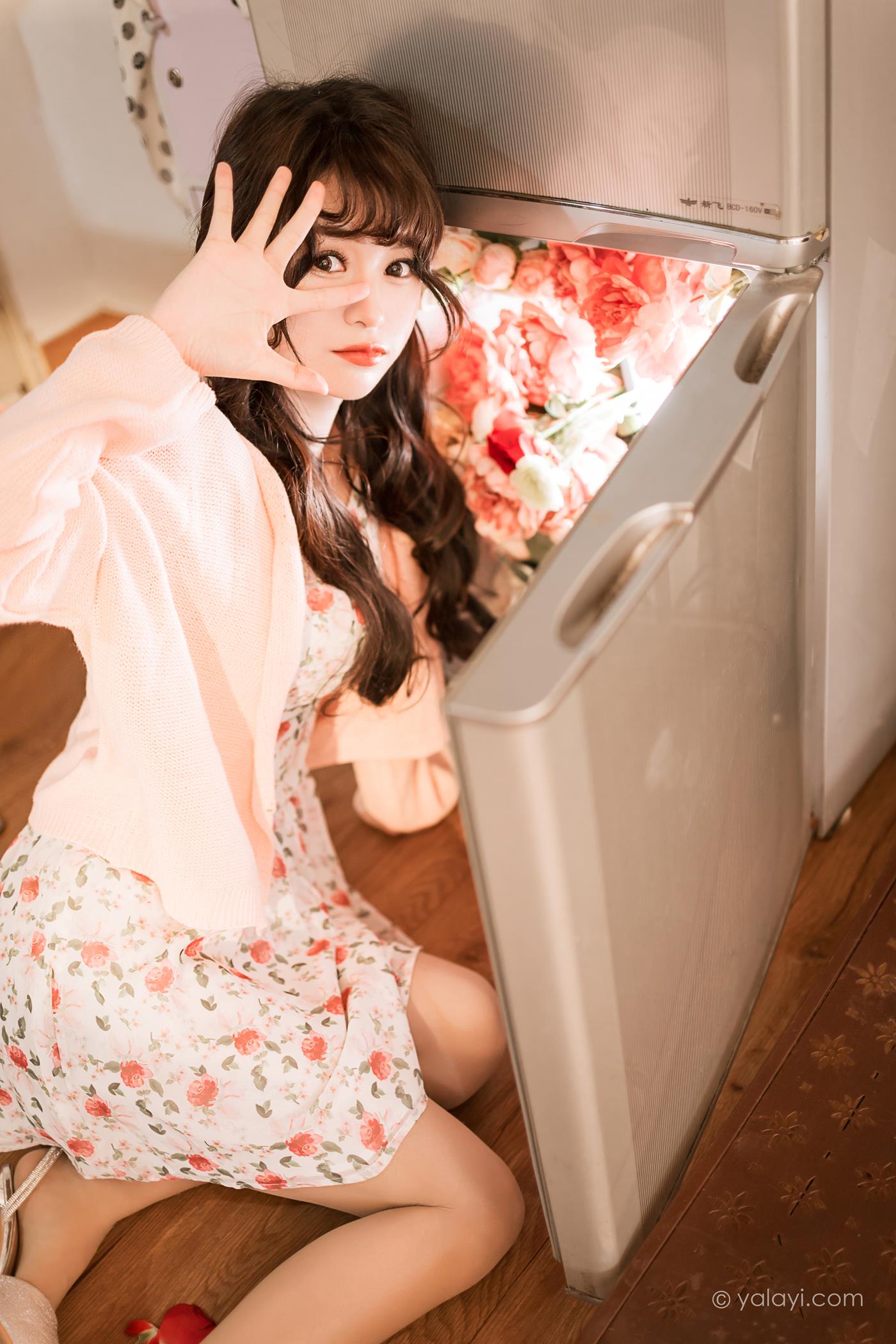 图片[23]-[YALAYI雅拉伊]2022.12.30 NO.998 第一眼就喜欢上你 小亭[45+1P] – 速更版-美库