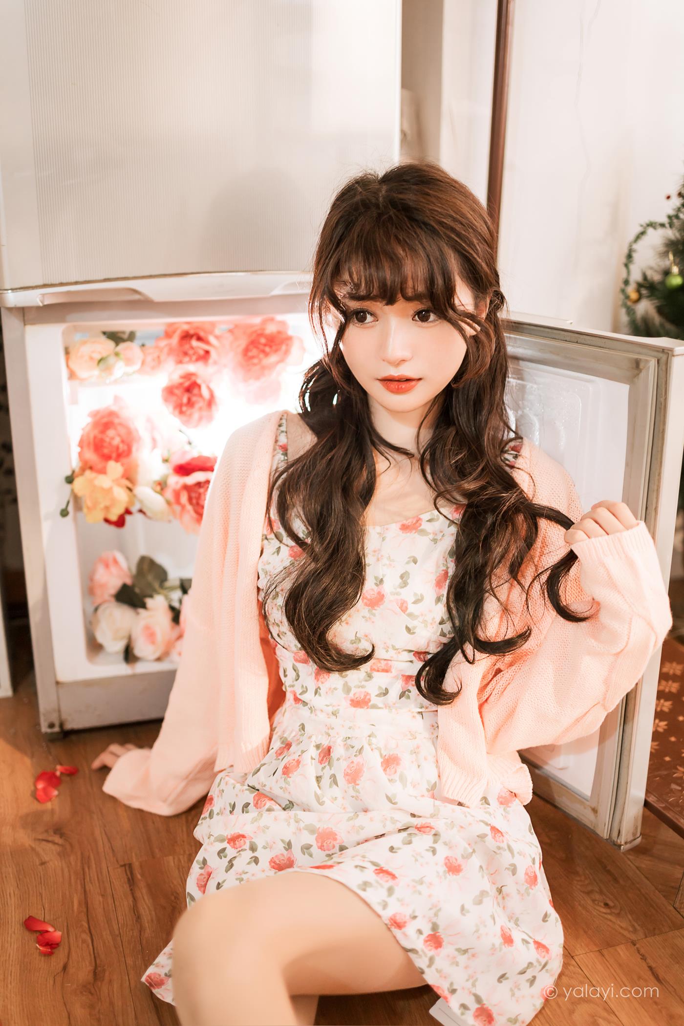 图片[28]-[YALAYI雅拉伊]2022.12.30 NO.998 第一眼就喜欢上你 小亭[45+1P] – 速更版-美库