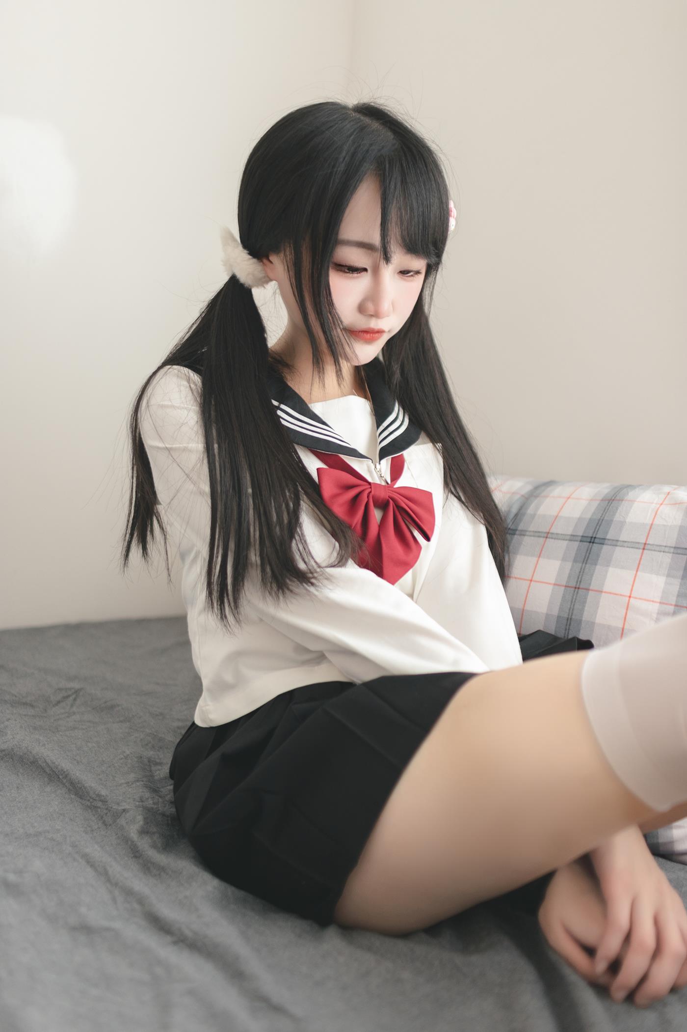 图片[34]-嗷呜酱 – 水手服[48P] – 速更版-美库