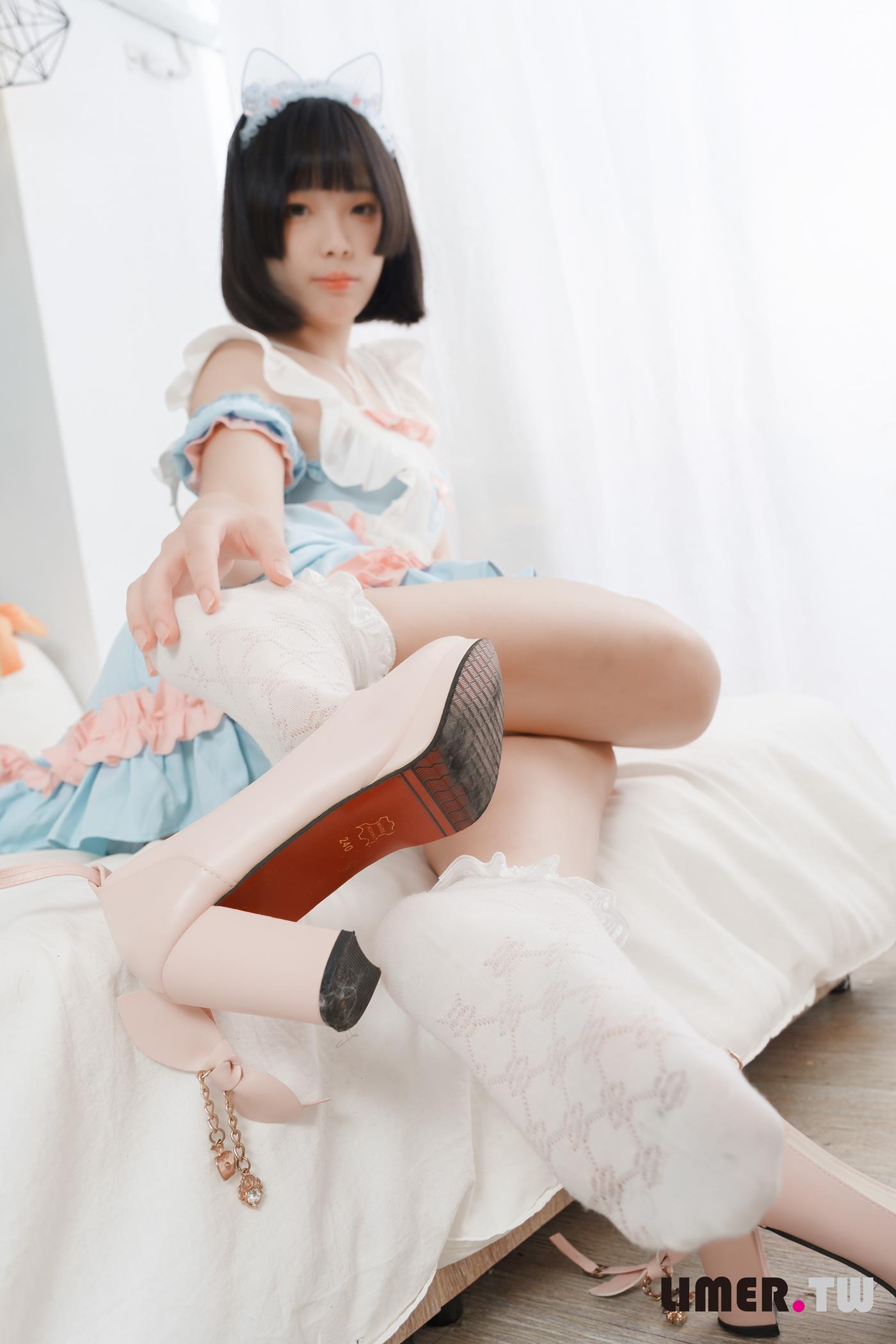 图片[28]-Limerence原创 NO.055 之之 女仆装扮柔嫩欧派与裸足 请主人享用[170P] – 速更版-美库