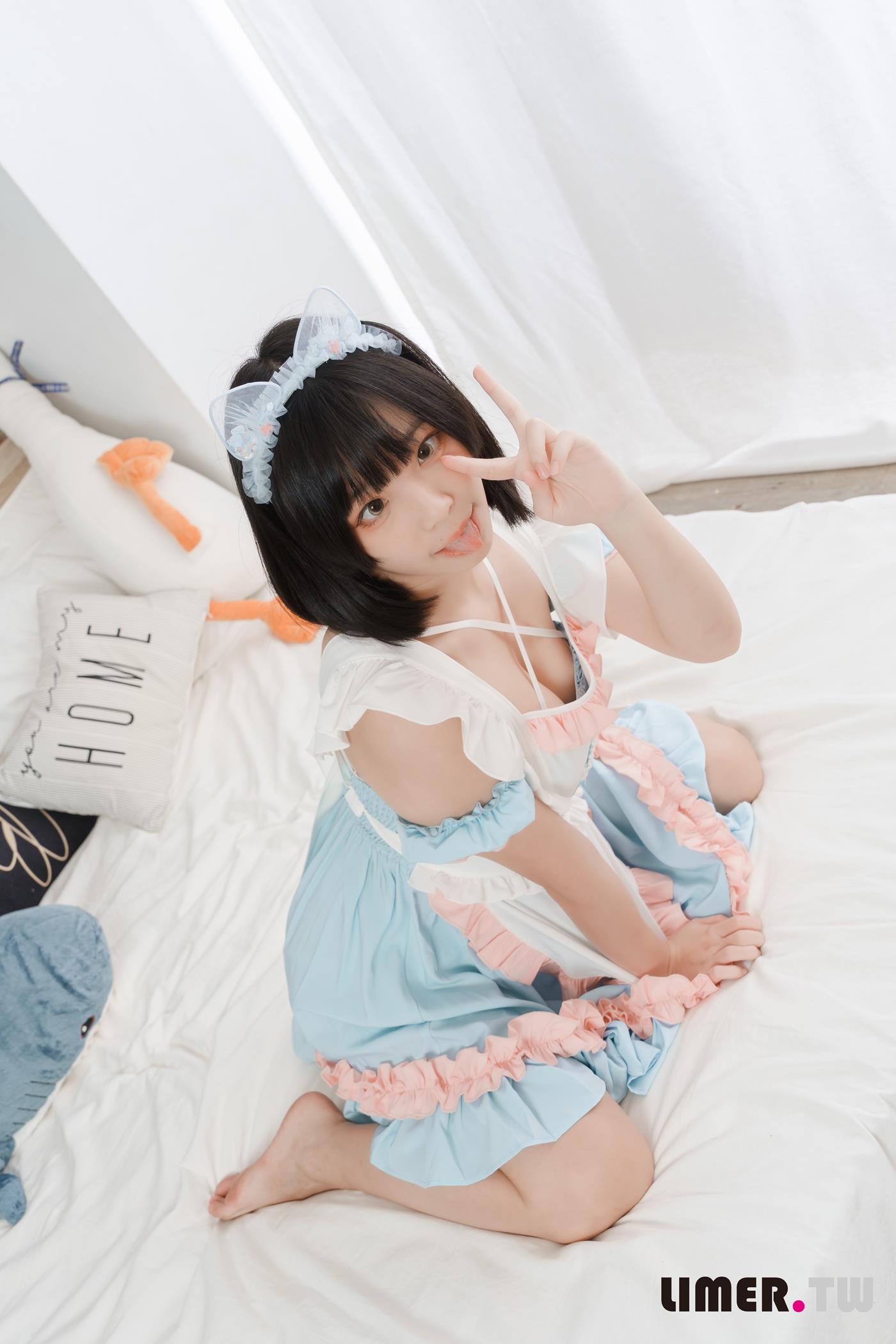 图片[62]-Limerence原创 NO.055 之之 女仆装扮柔嫩欧派与裸足 请主人享用[170P] – 速更版-美库