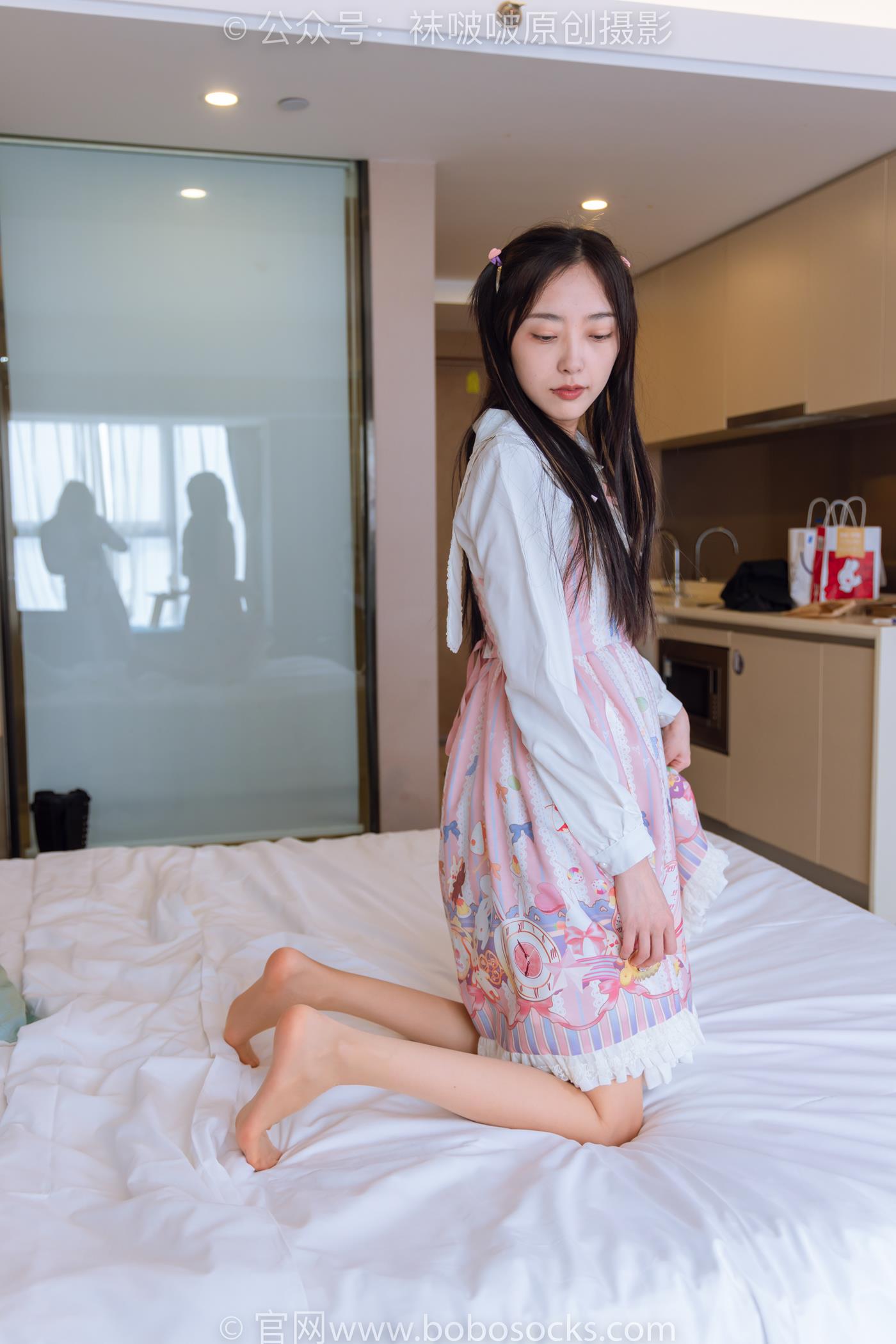 图片[23]-[BoBoSocks袜啵啵]NO.187 稚予-Lolita裙、白皮鞋、肉丝[138P] – 速更版-美库