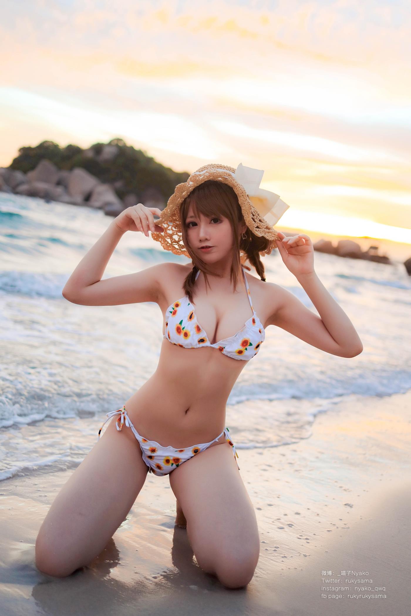 图片[56]-萌妹子Nyako喵子  向日葵比基尼 [66P] – 速更版-美库