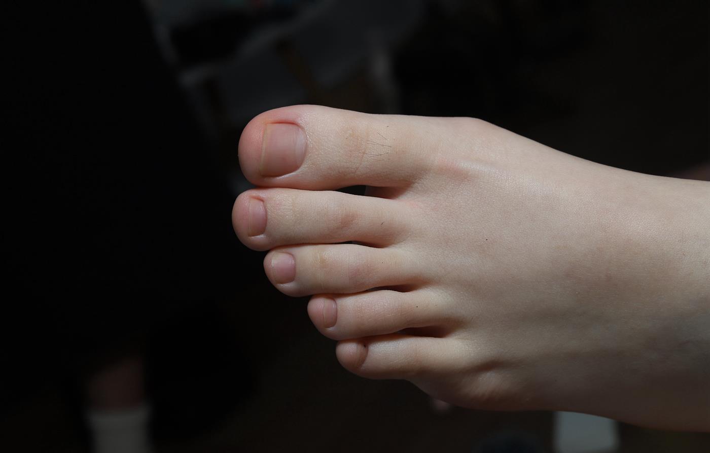 图片[40]-[Pary学生模拍] No.042 大美女琪琪的脚底被挠红了 [100P] – 速更版-美库