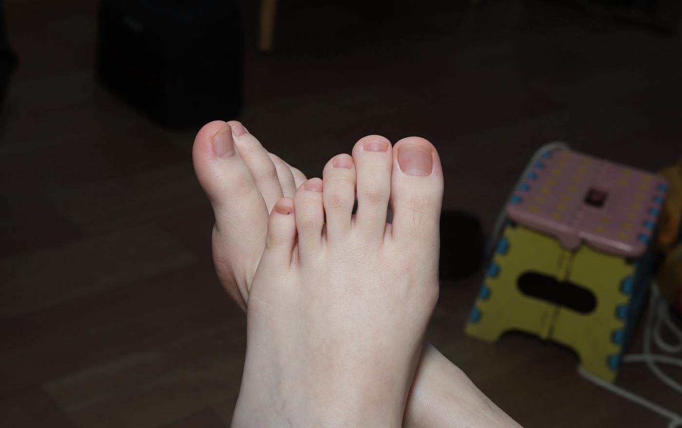 图片[51]-[Pary学生模拍] No.042 大美女琪琪的脚底被挠红了 [100P] – 速更版-美库