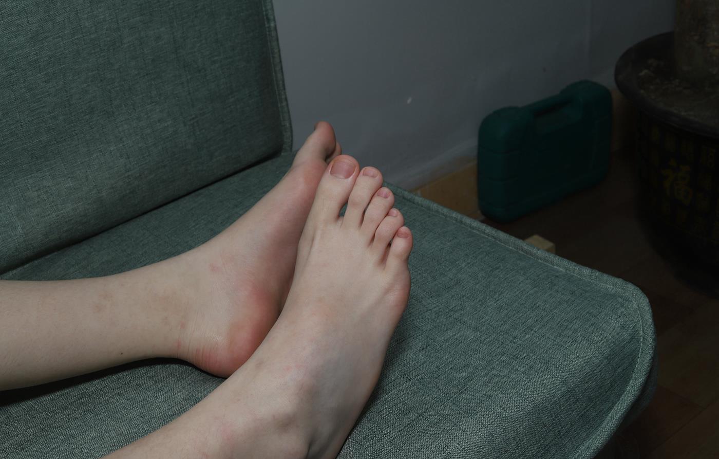 图片[68]-[Pary学生模拍] No.042 大美女琪琪的脚底被挠红了 [100P] – 速更版-美库